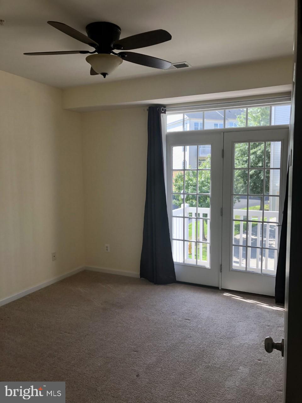 POTOMAC CLUB - Residential Lease