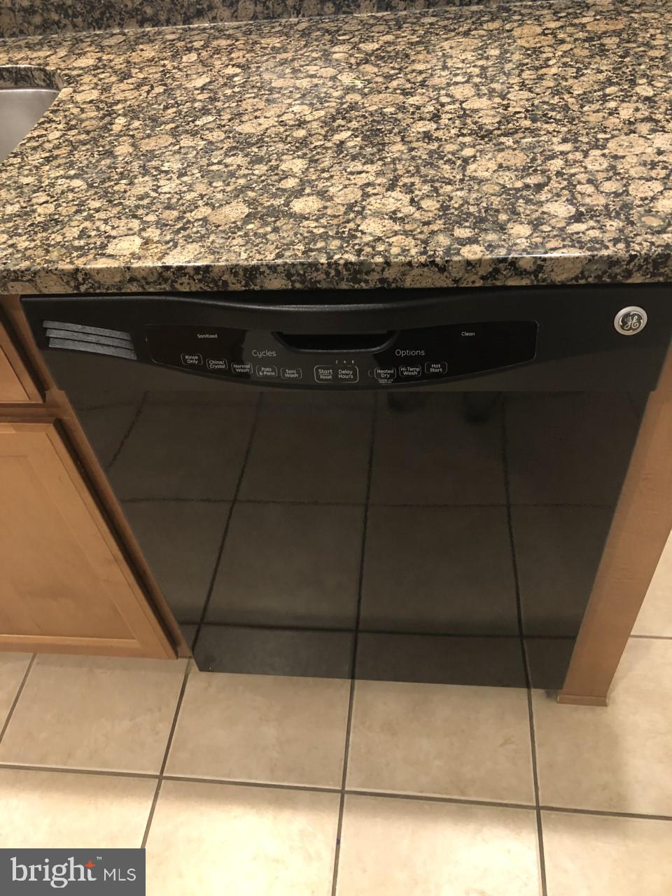 POTOMAC CLUB - Residential Lease