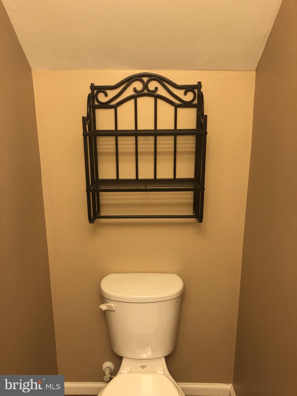 POTOMAC CLUB - Residential Lease