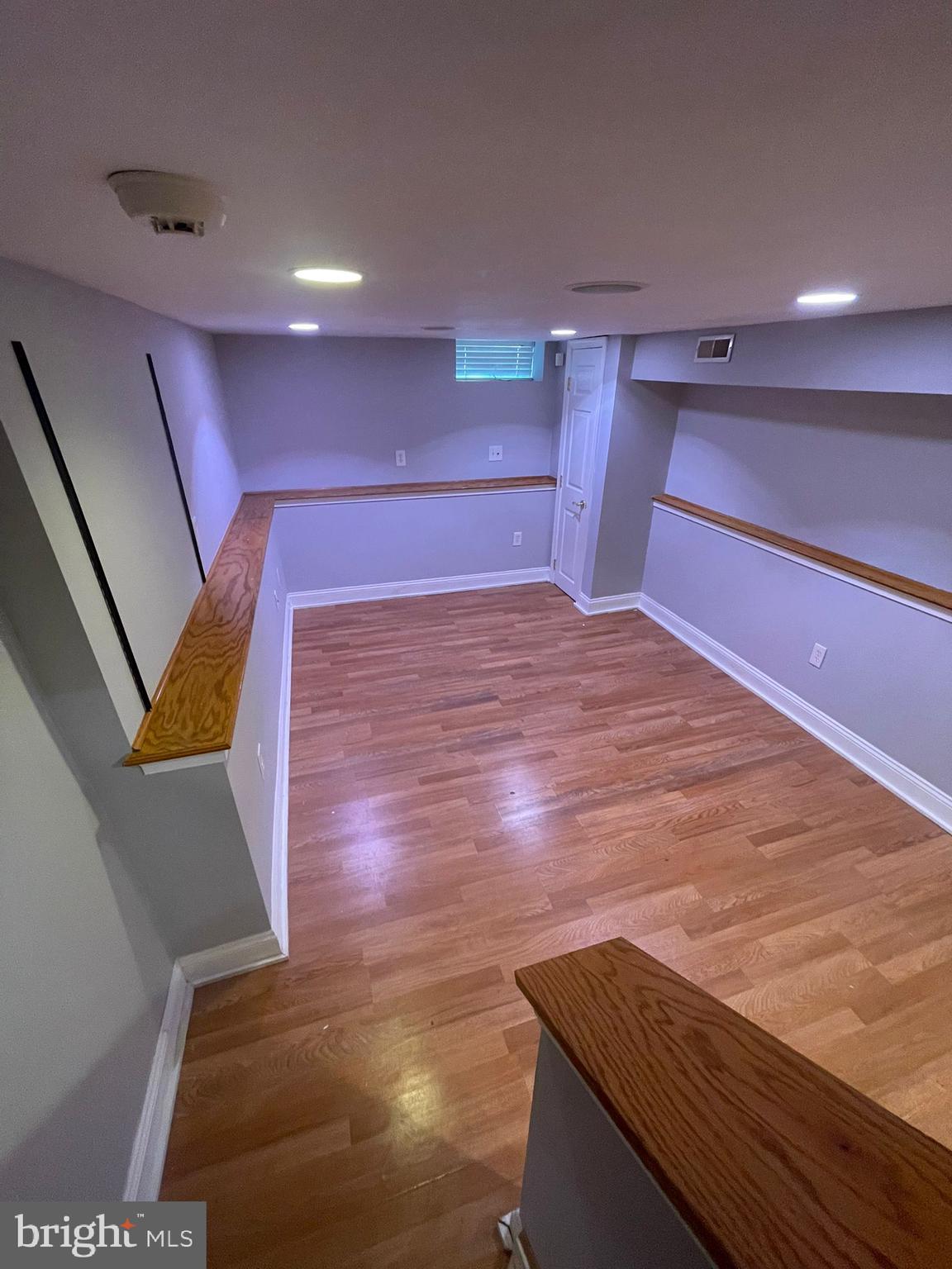 HIGHLAND - Residential Lease
