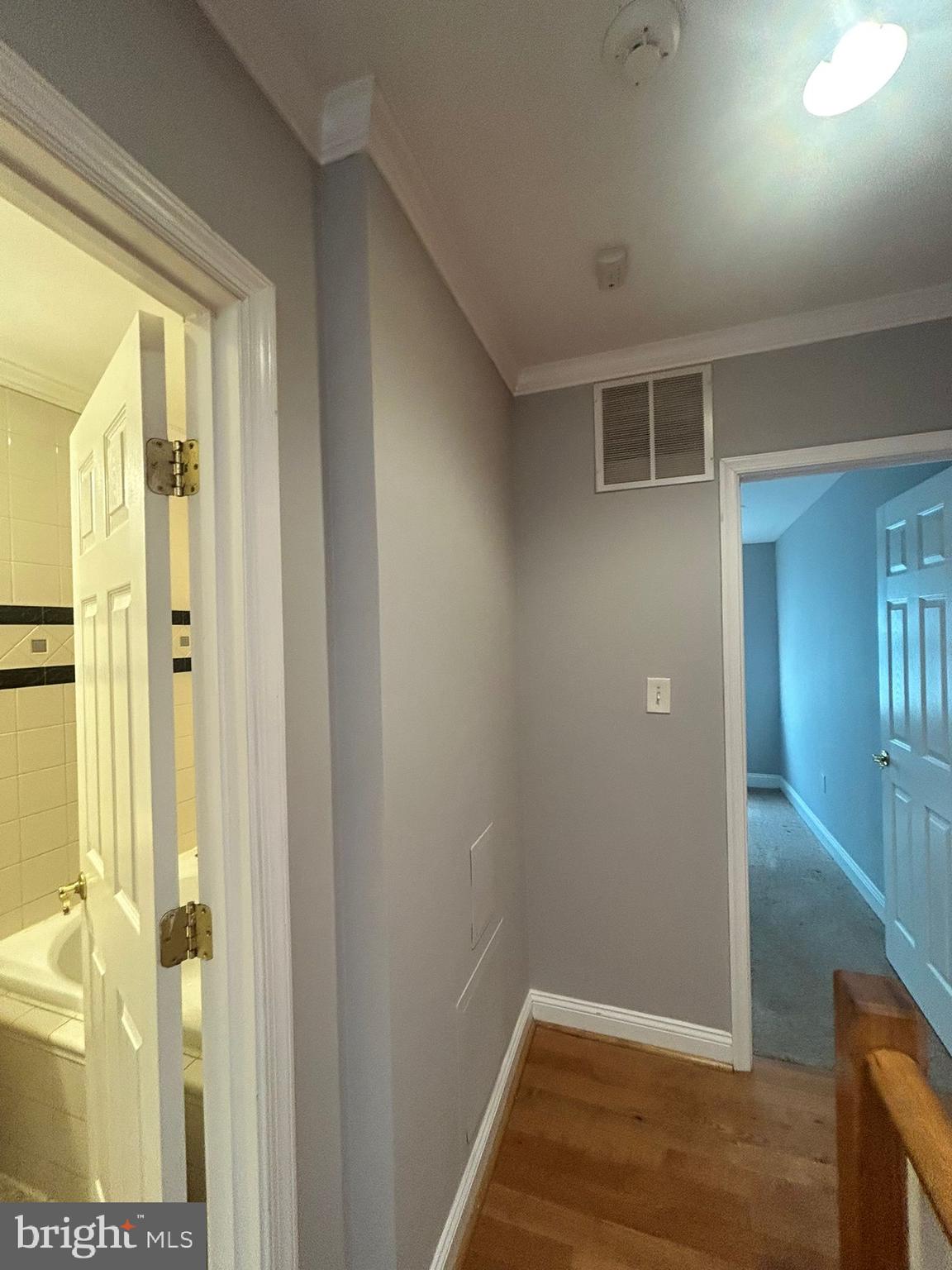 HIGHLAND - Residential Lease
