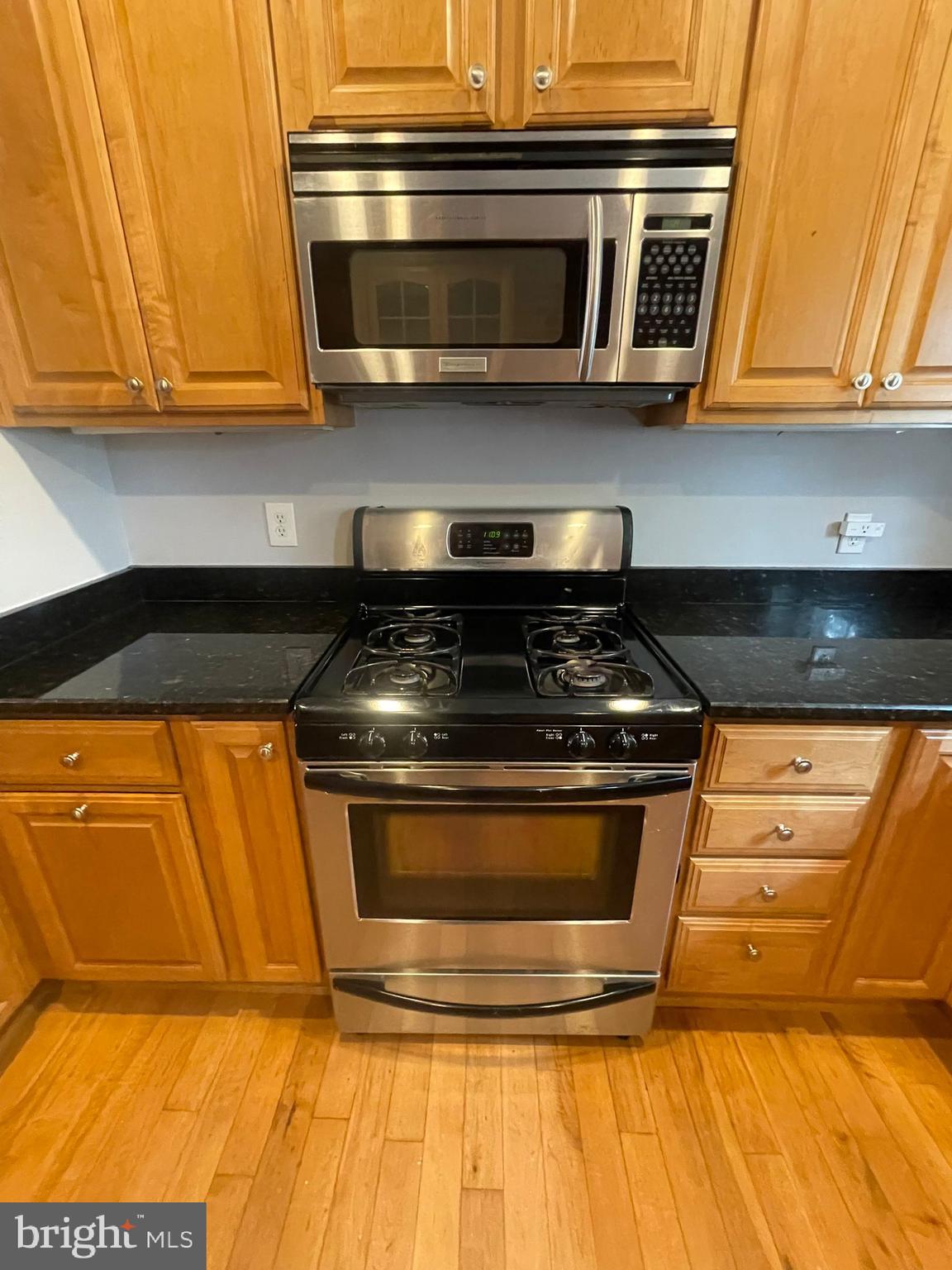 HIGHLAND - Residential Lease
