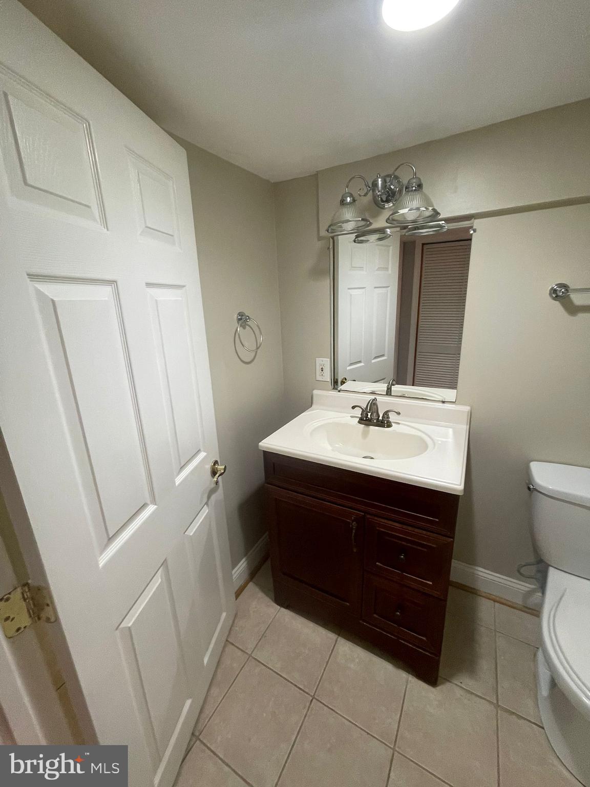 HIGHLAND - Residential Lease