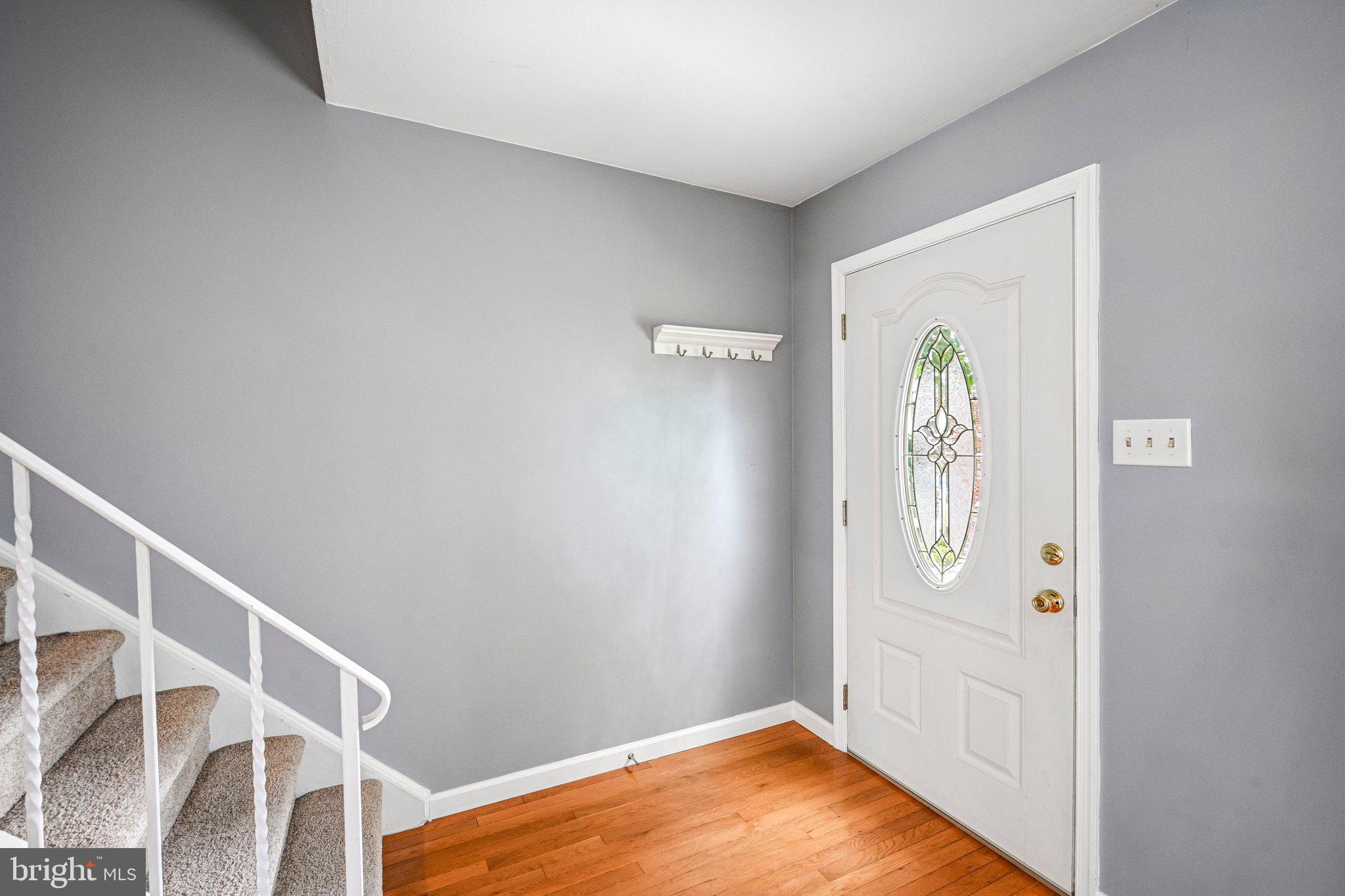 315 DARTMOUTH COURT