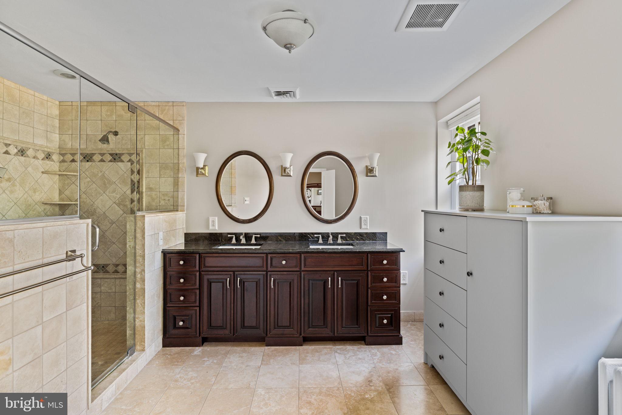 BAEDERWOOD - Residential