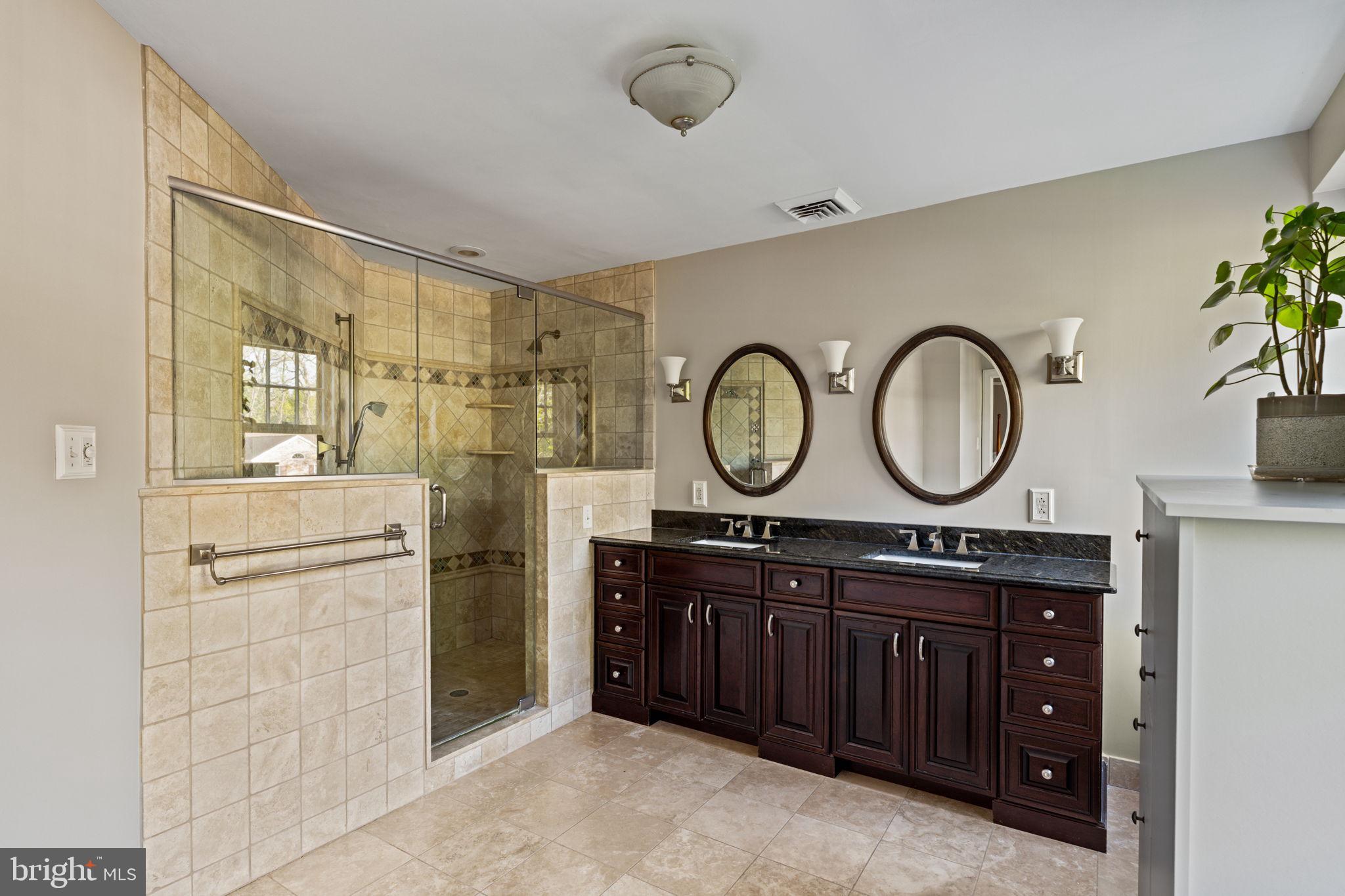 BAEDERWOOD - Residential