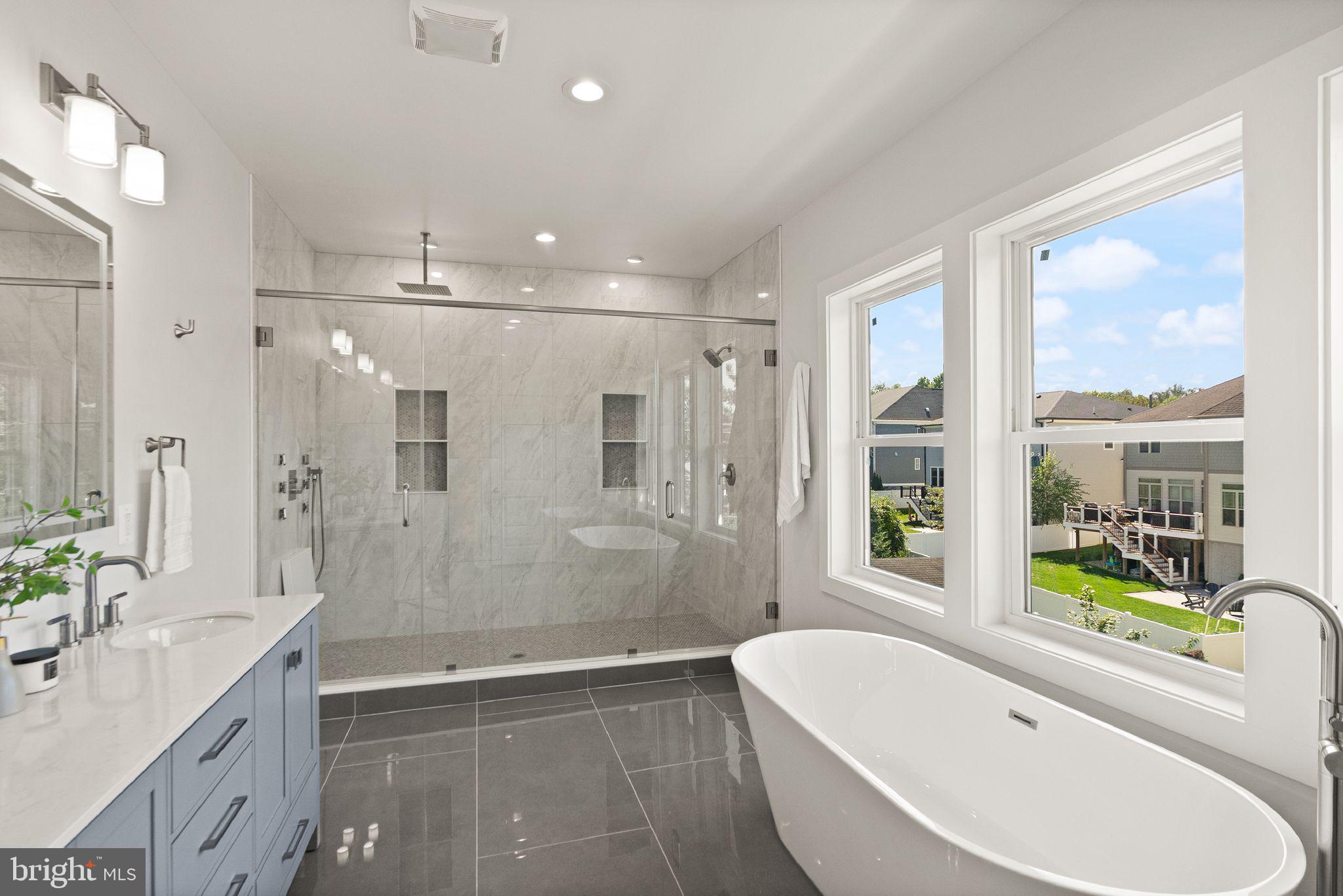 PIMMIT HILLS - Residential