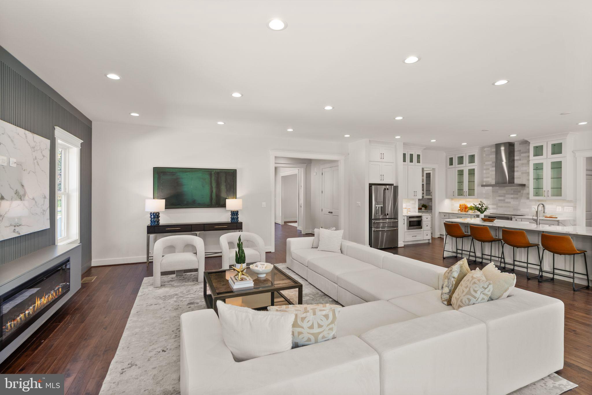 PIMMIT HILLS - Residential