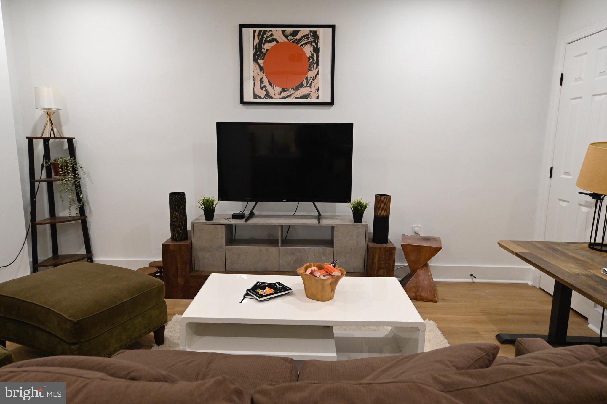 1230 PENN STREET NE 4