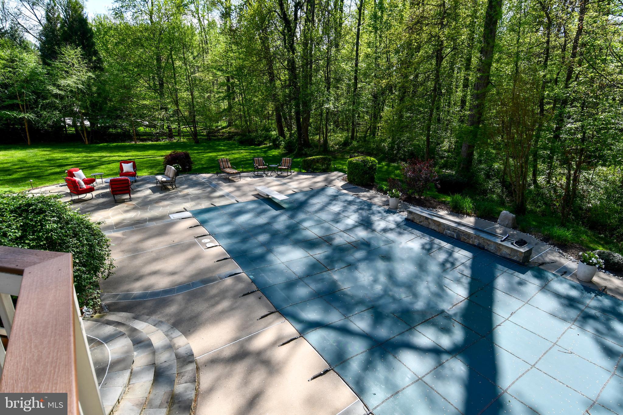 CRYSTAL SPRINGS - Residential