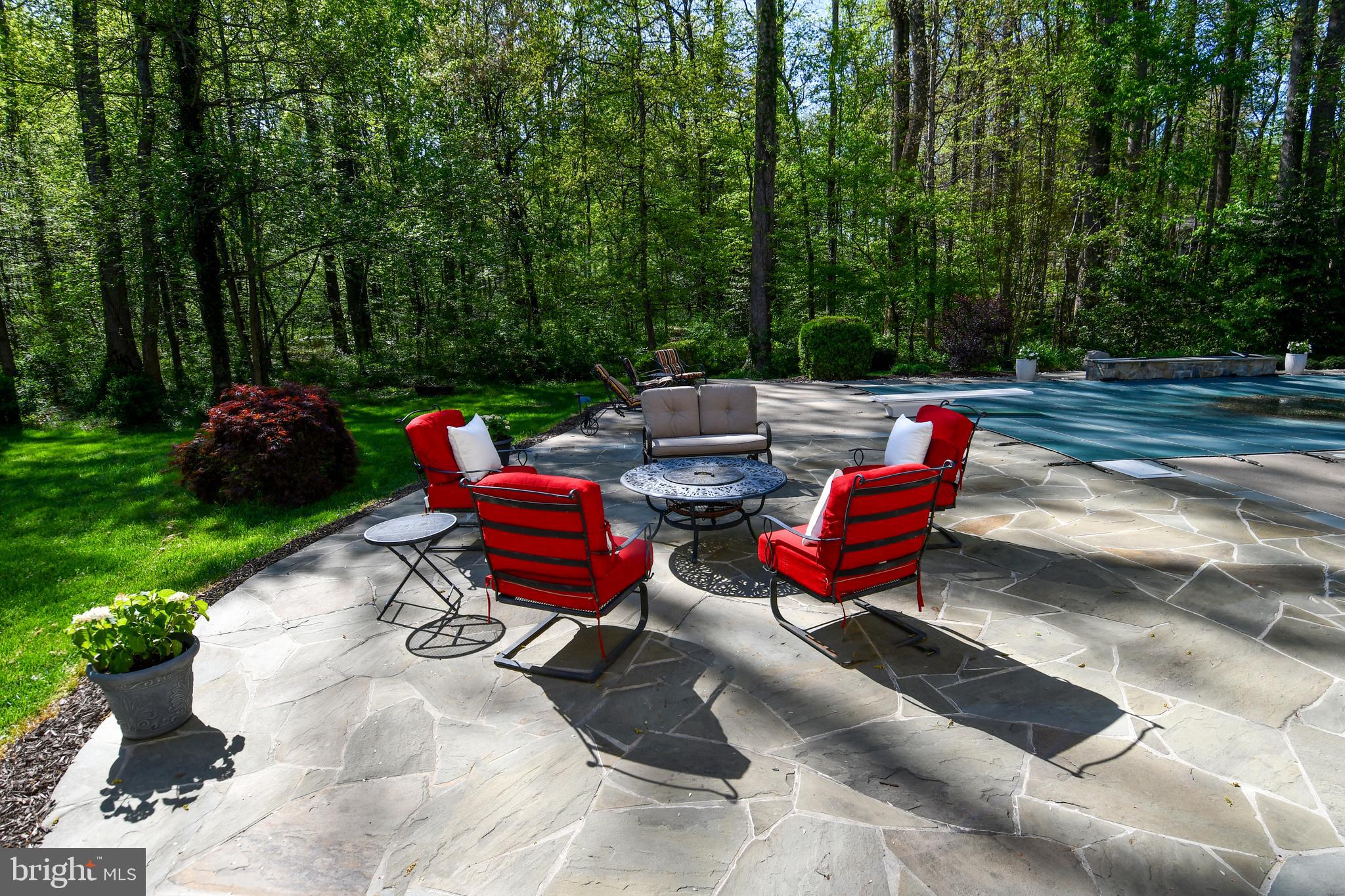 CRYSTAL SPRINGS - Residential