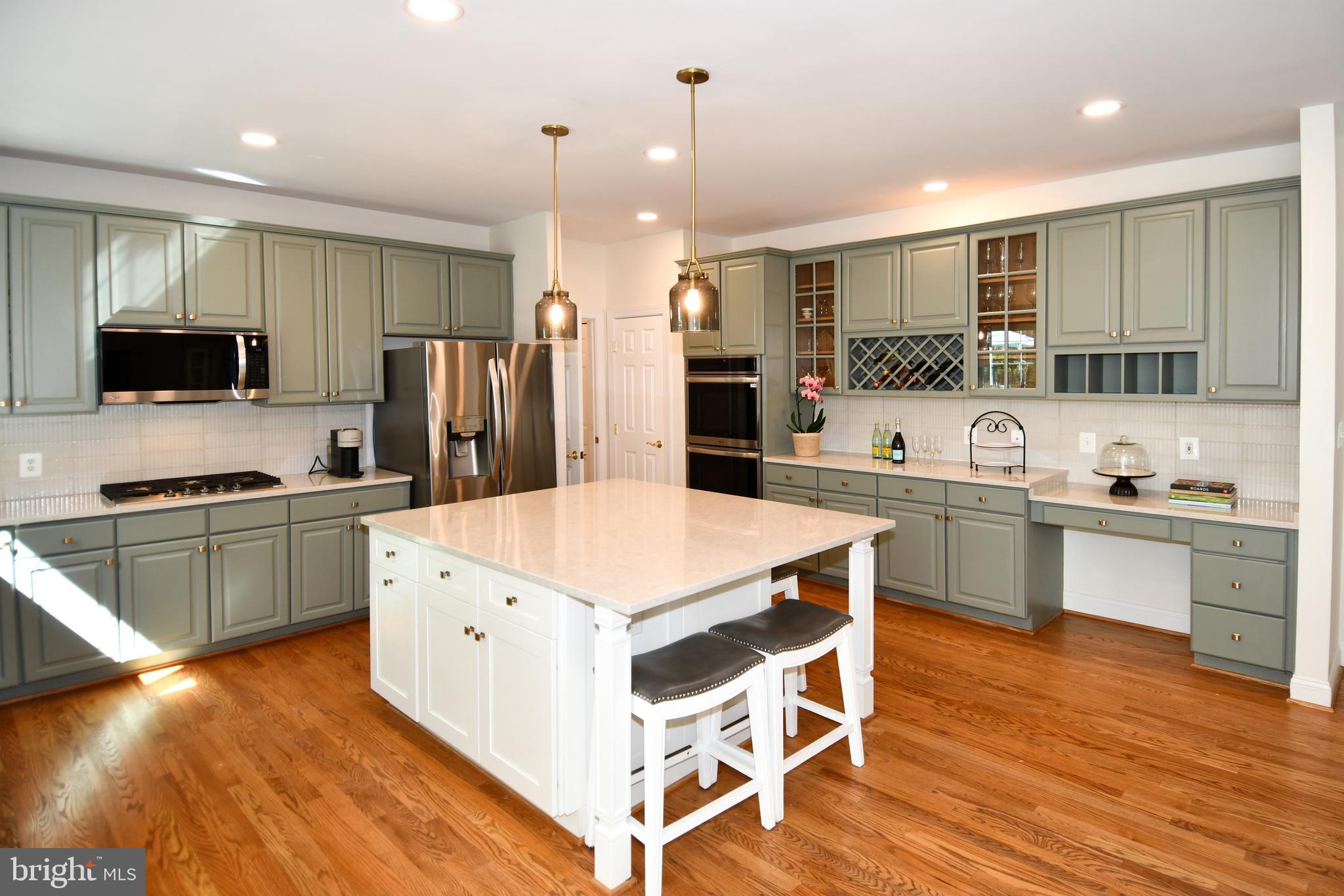 CRYSTAL SPRINGS - Residential