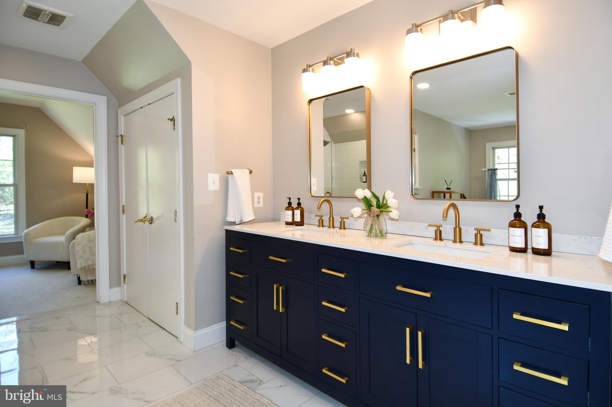 CRYSTAL SPRINGS - Residential