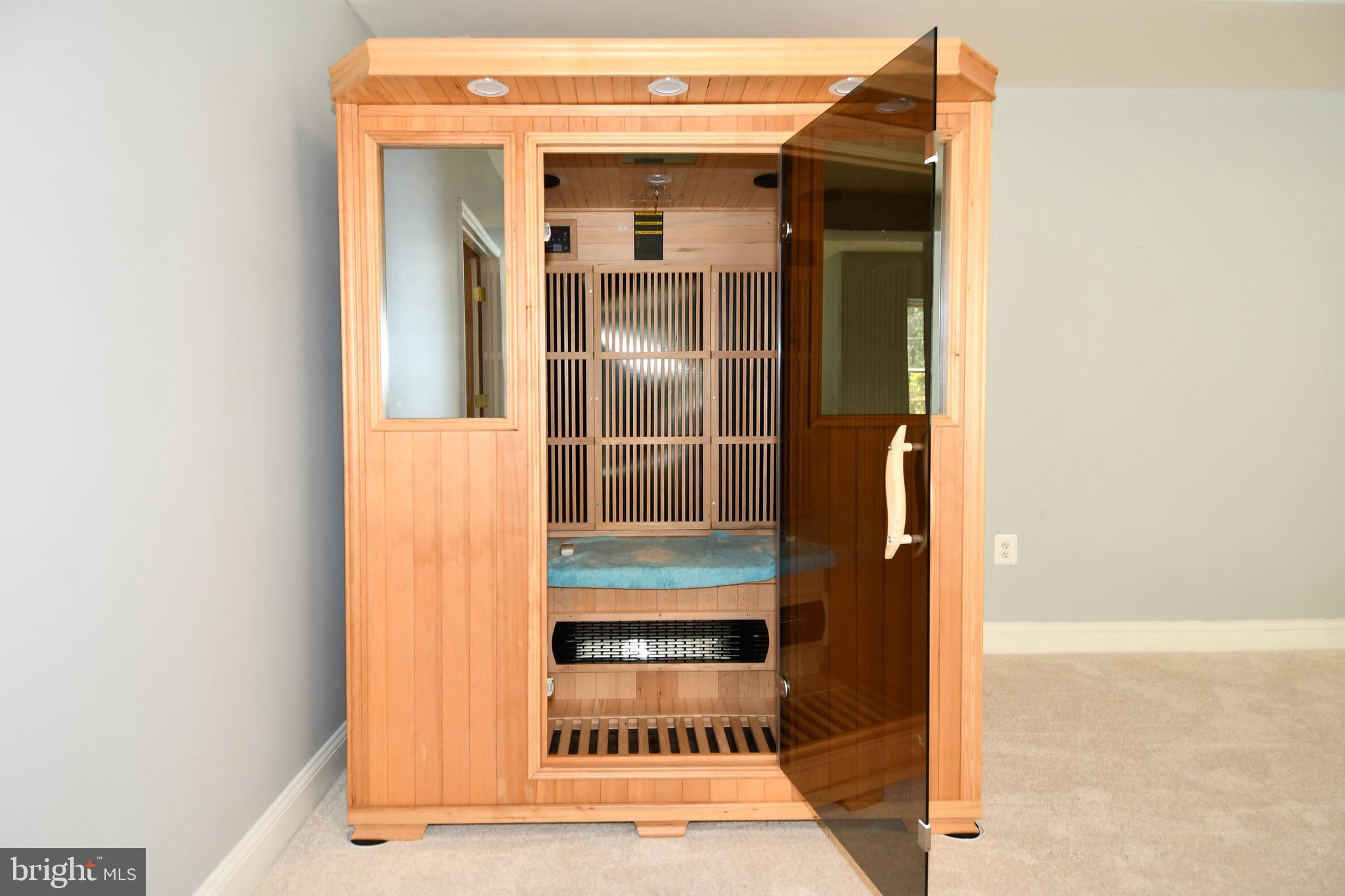 CRYSTAL SPRINGS - Residential