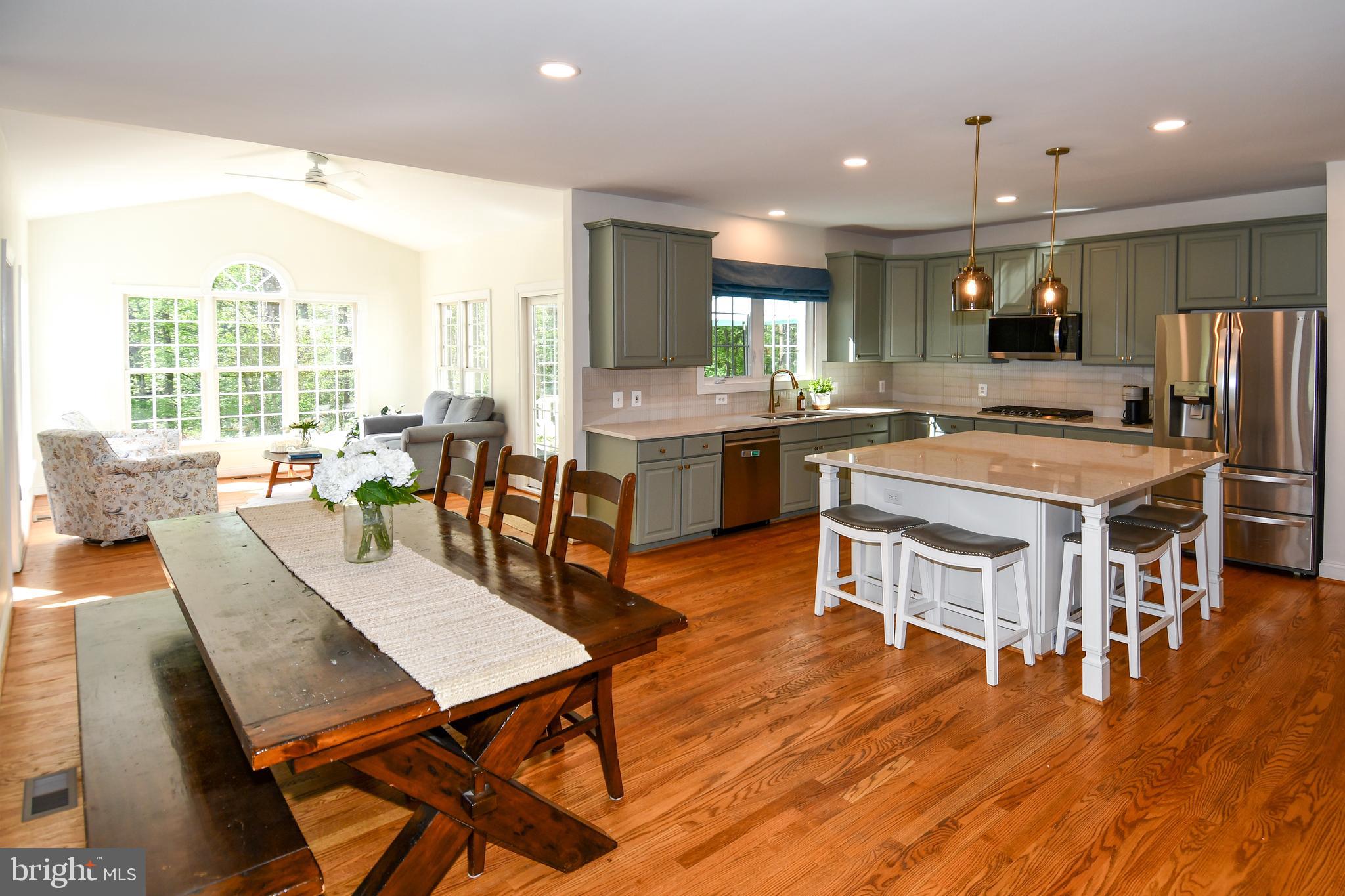 CRYSTAL SPRINGS - Residential