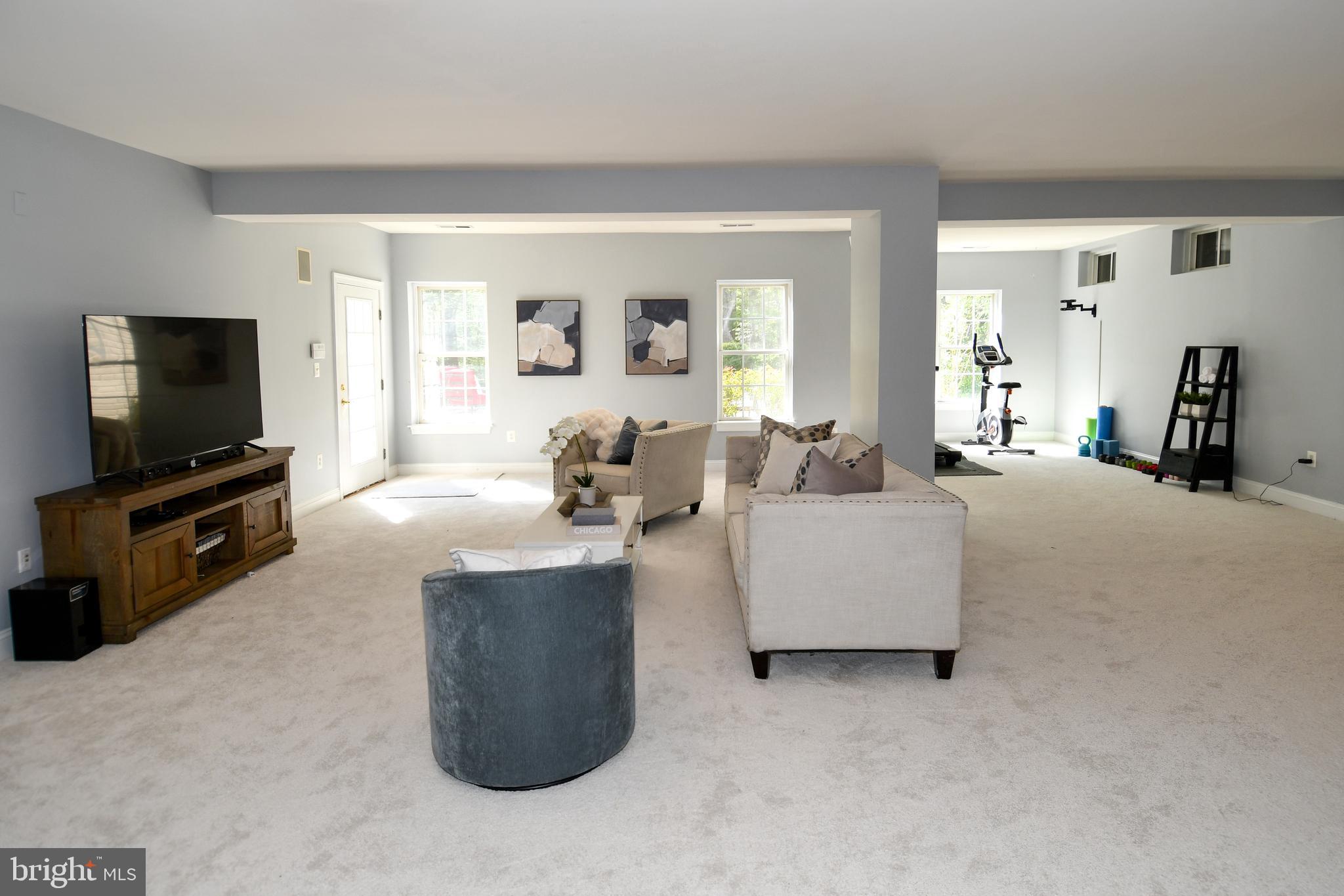 CRYSTAL SPRINGS - Residential