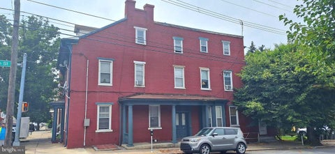 Photo of 1001 Chestnut Street, LEBANON, PA 17042 (MLS # PALN2029134)
