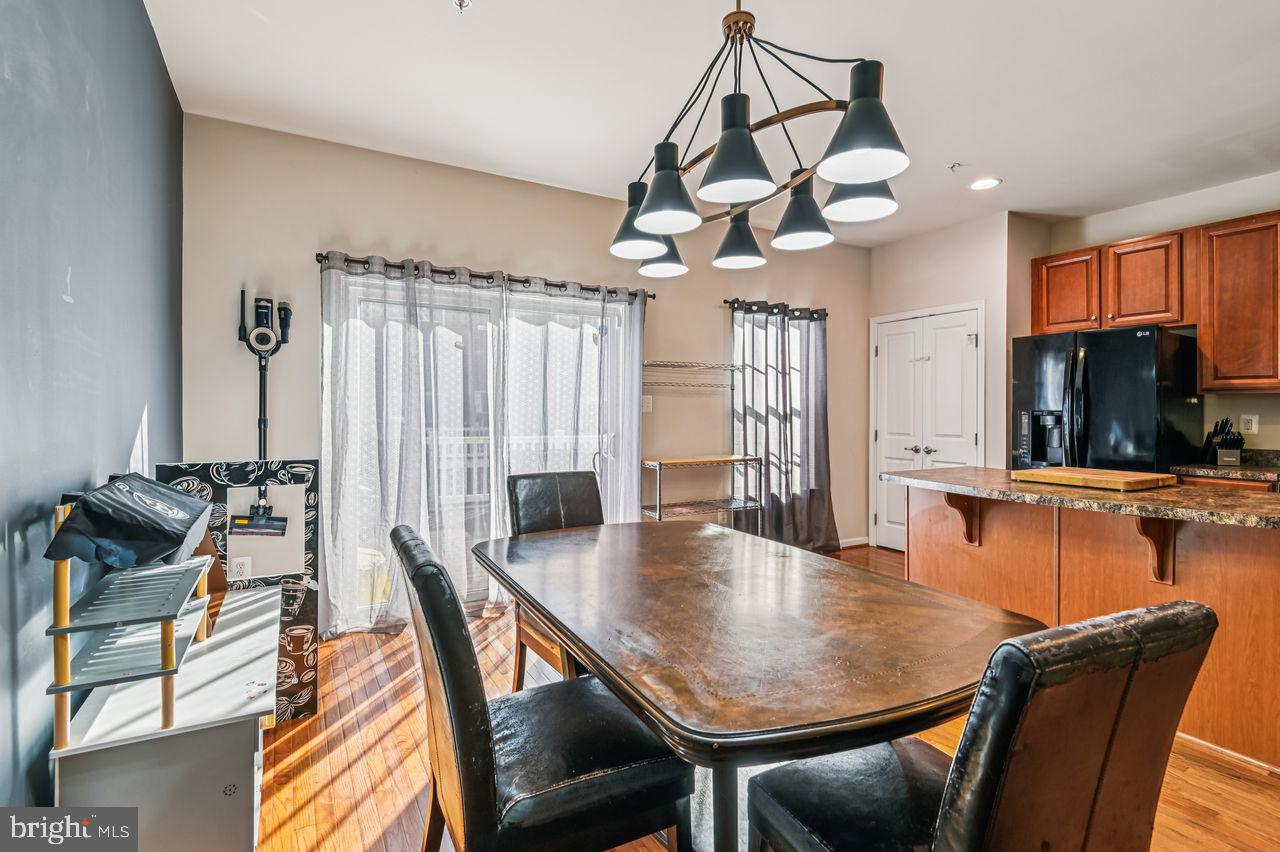 PINE RIDGE CROSSING - Residential