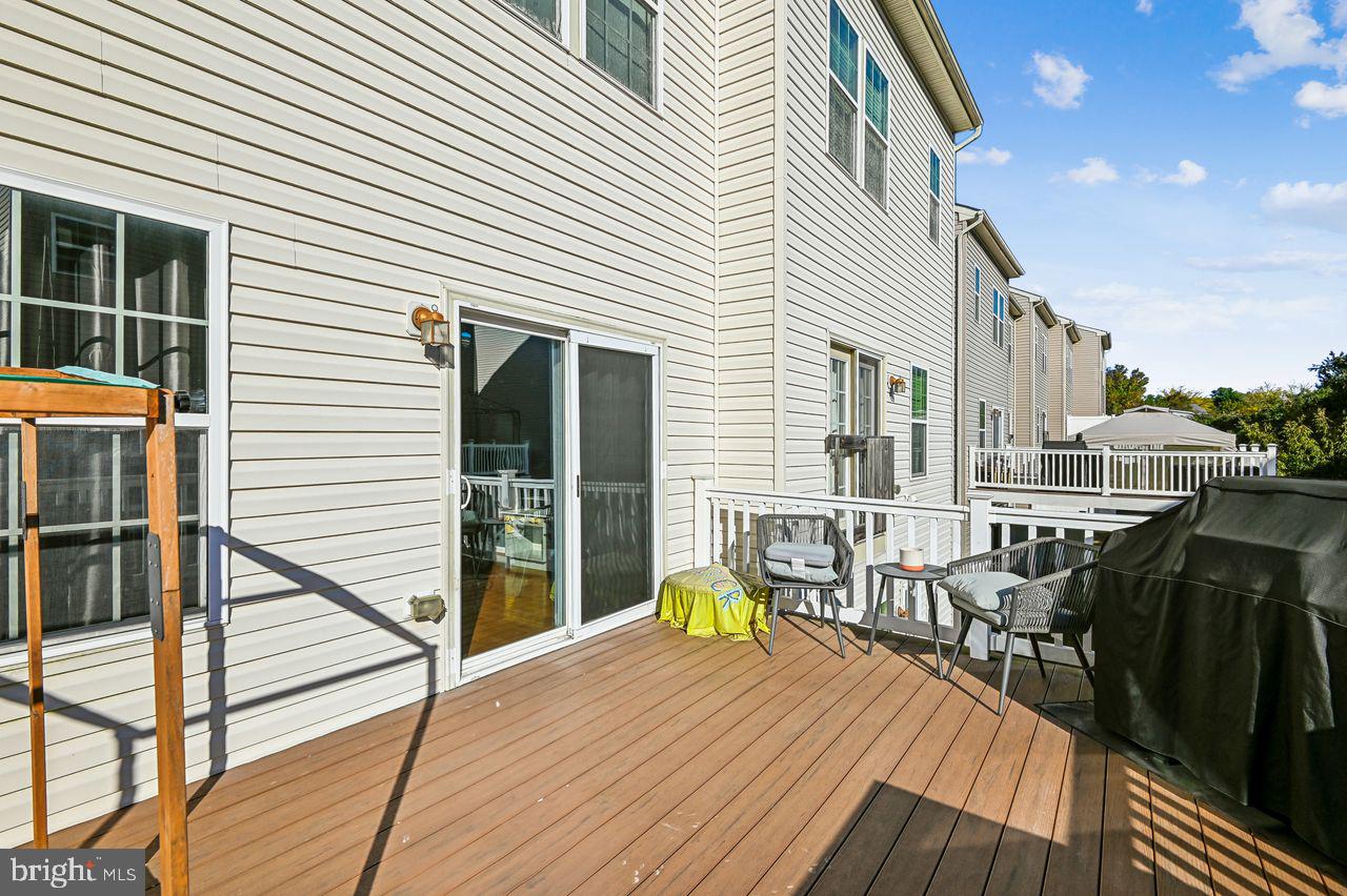 PINE RIDGE CROSSING - Residential