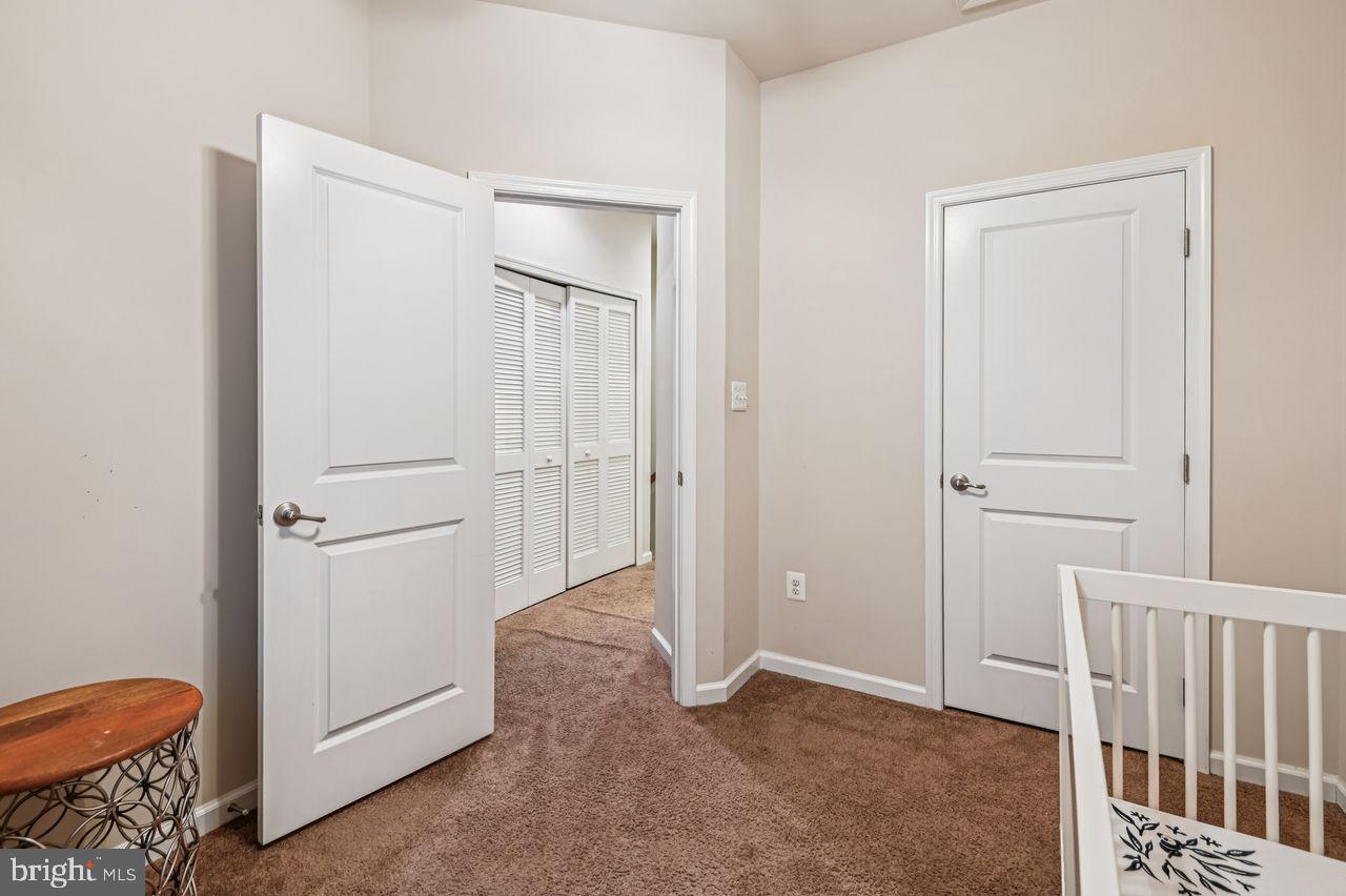 PINE RIDGE CROSSING - Residential