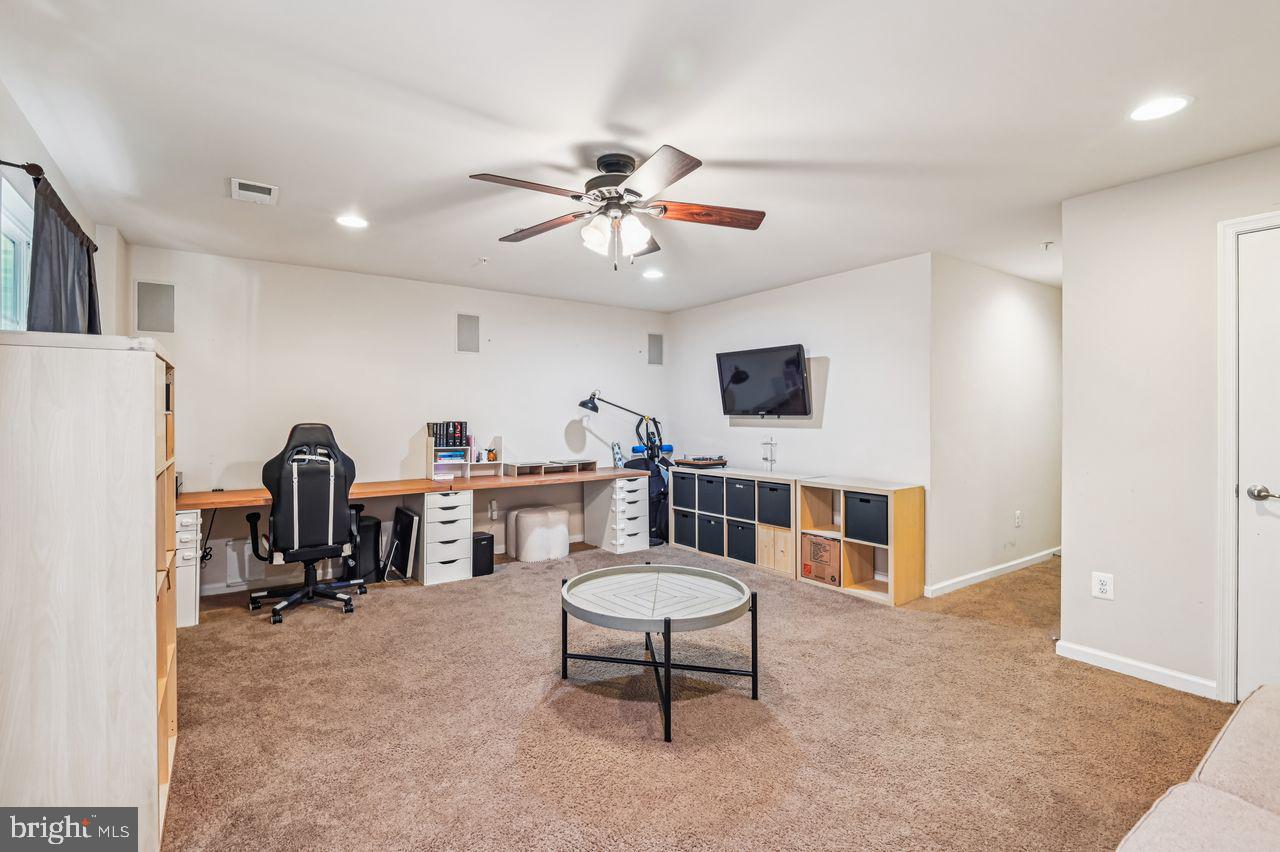 PINE RIDGE CROSSING - Residential