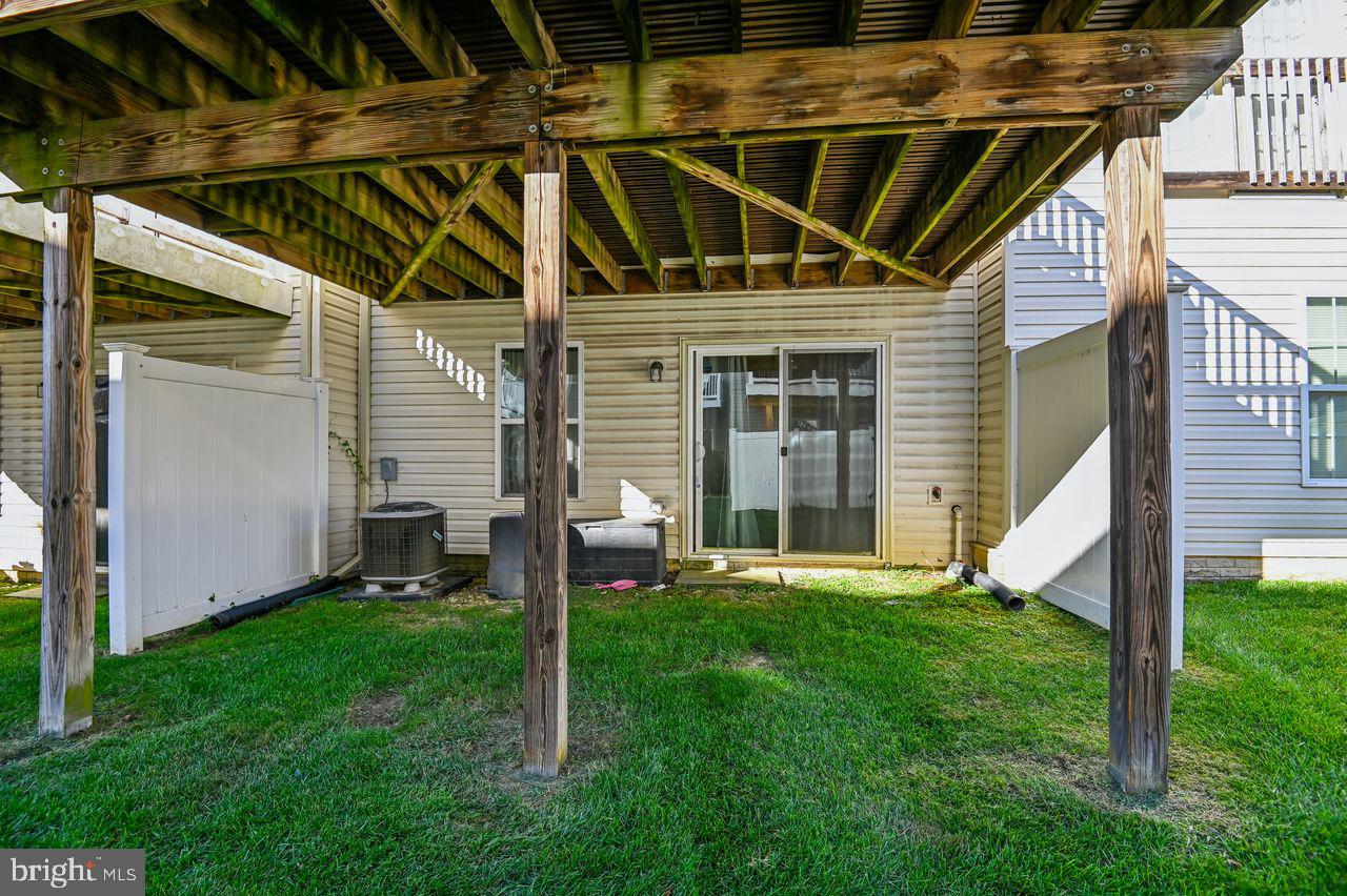 PINE RIDGE CROSSING - Residential