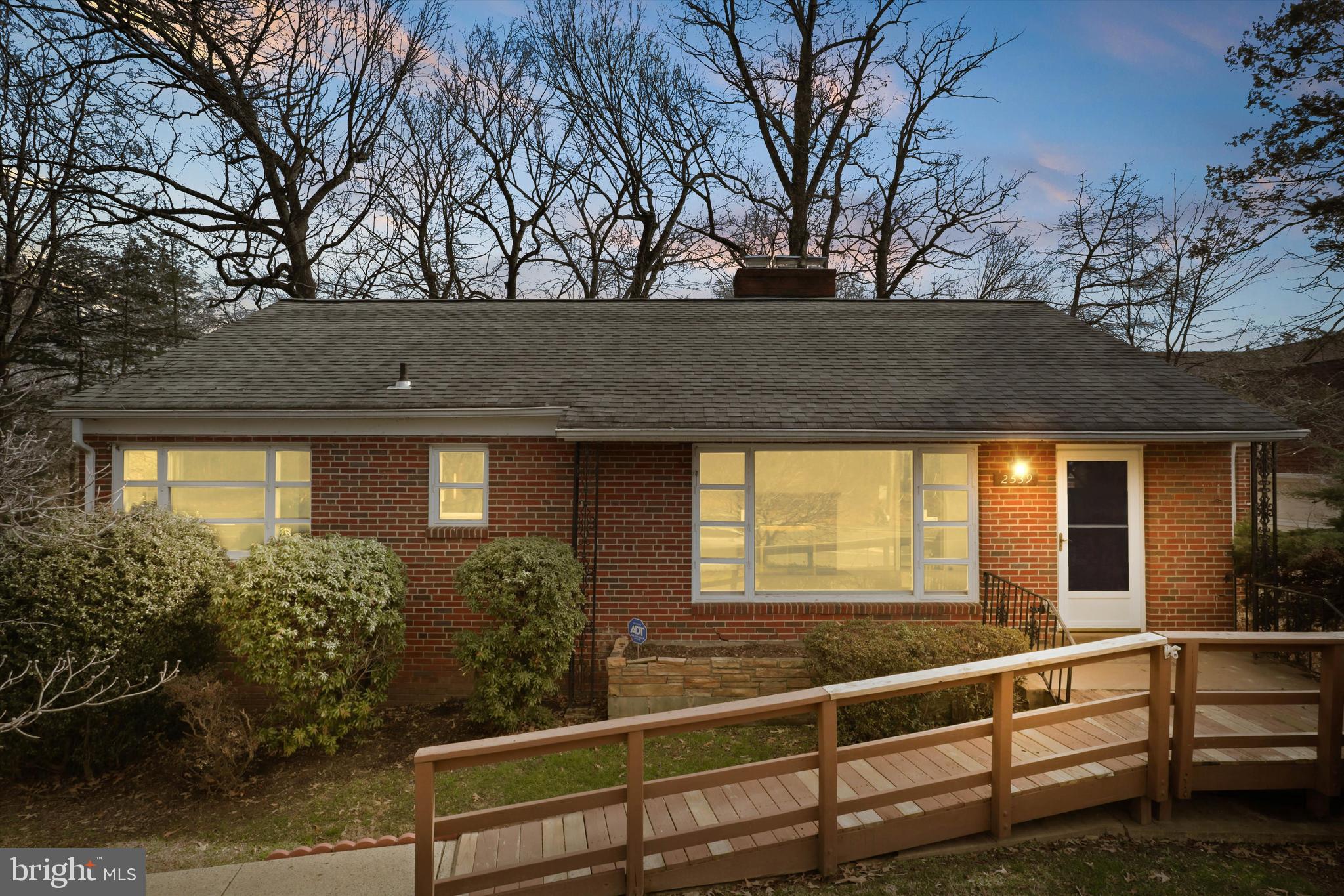 DUNN LORING - Residential