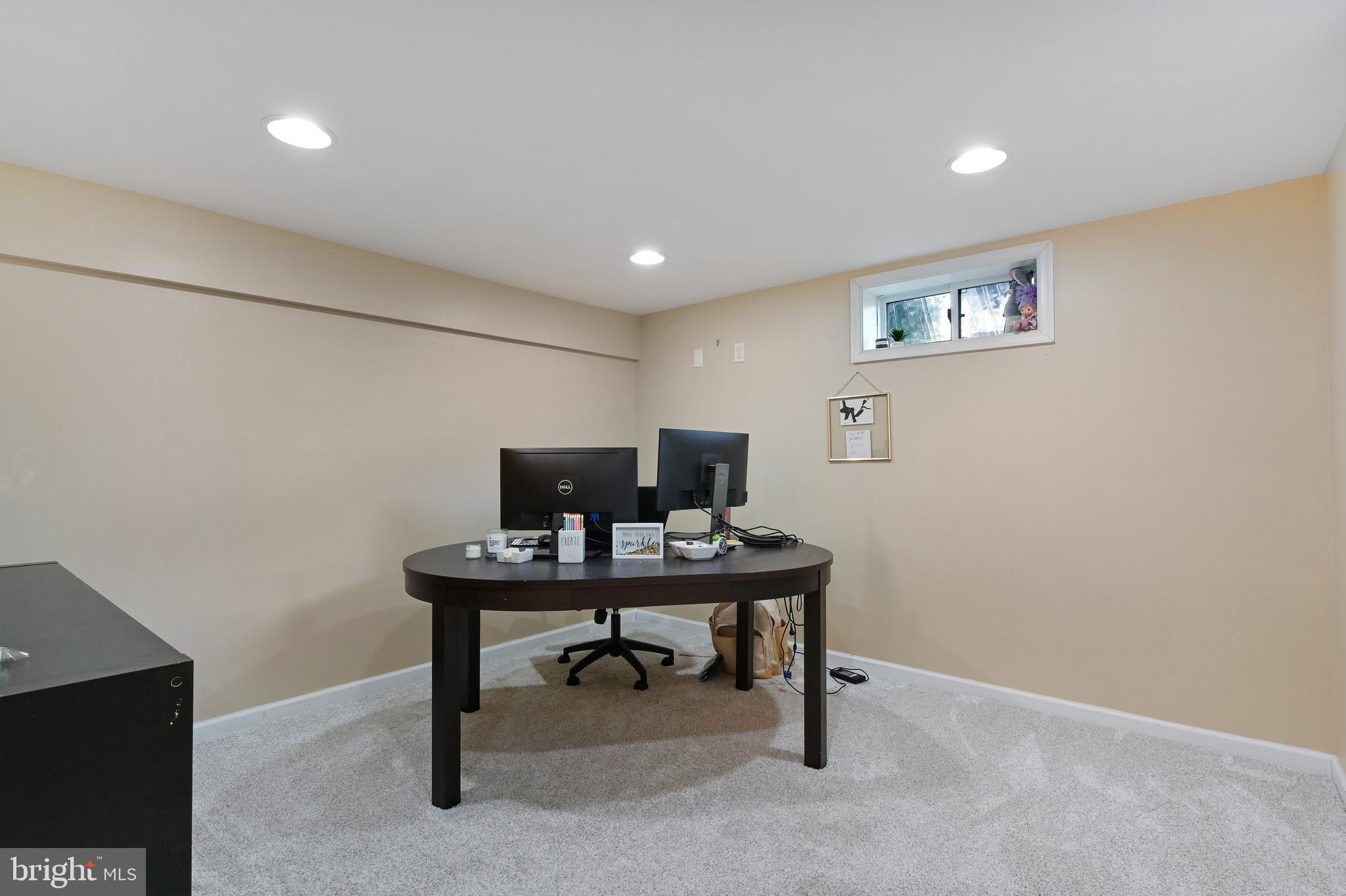 ADMIRAL HEIGHTS - Residential