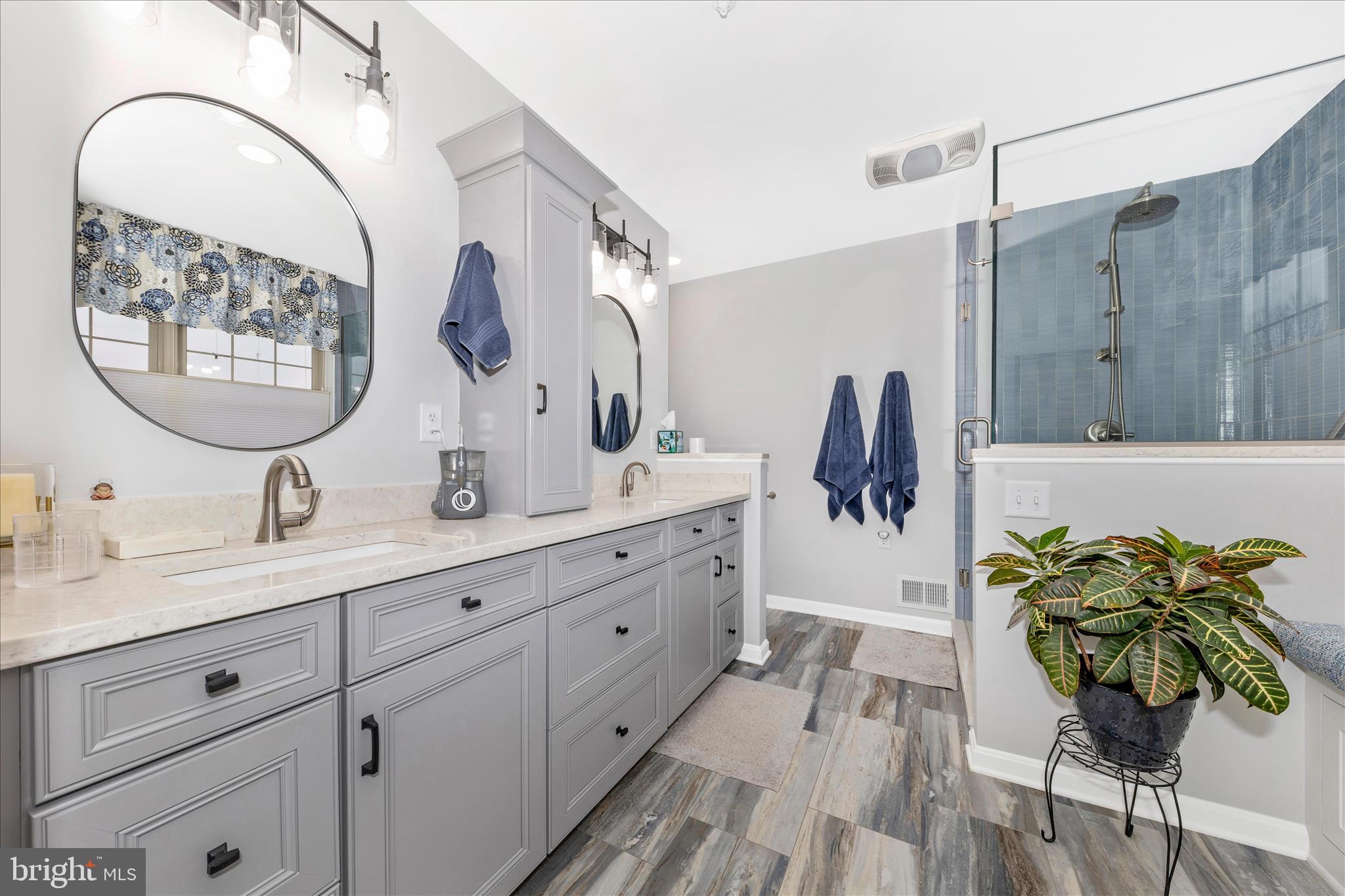 WORMANS MILL - Residential