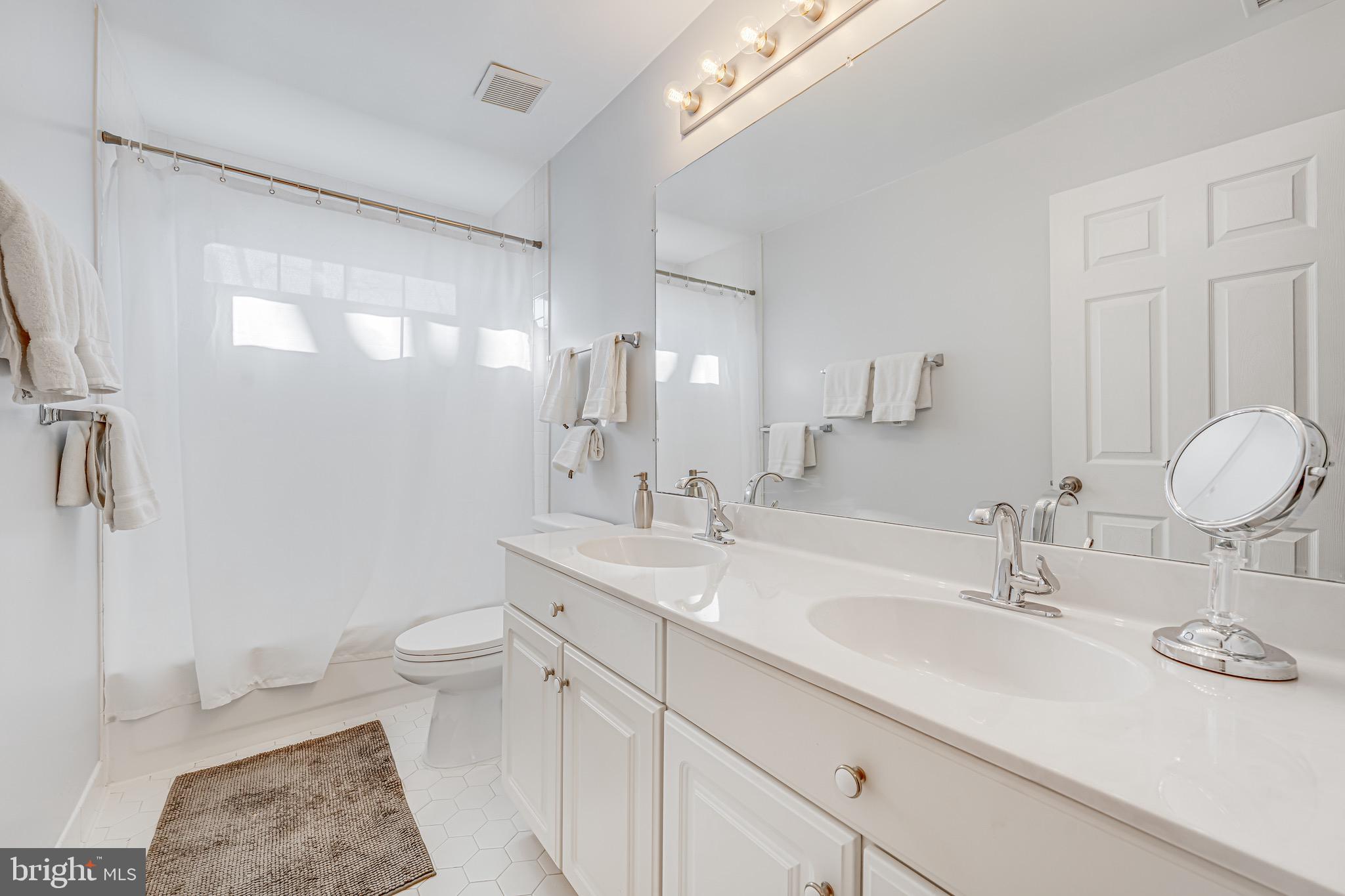 WEBBWOOD - Residential