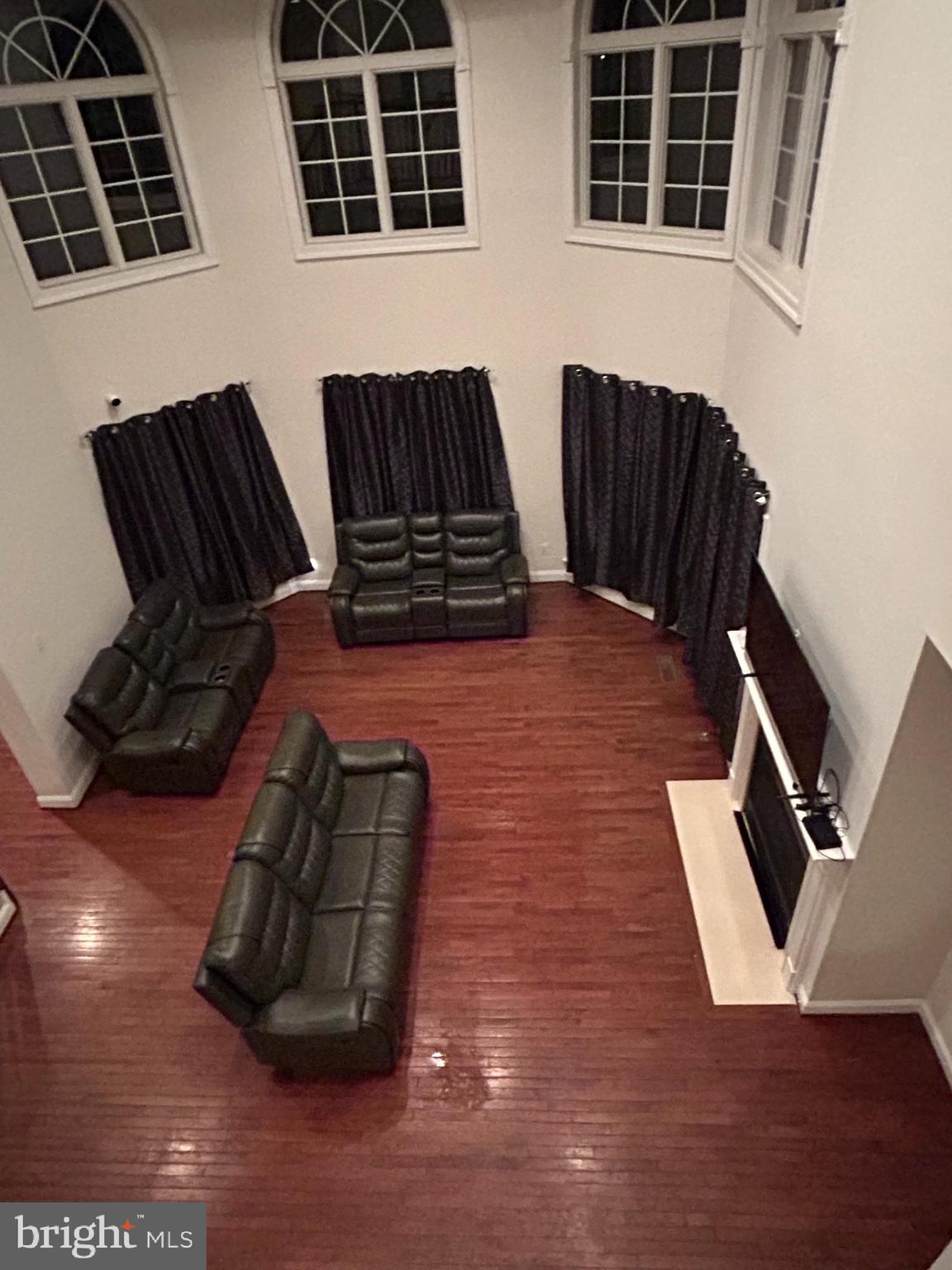 HAMPTONS AT WOODMORE - Residential