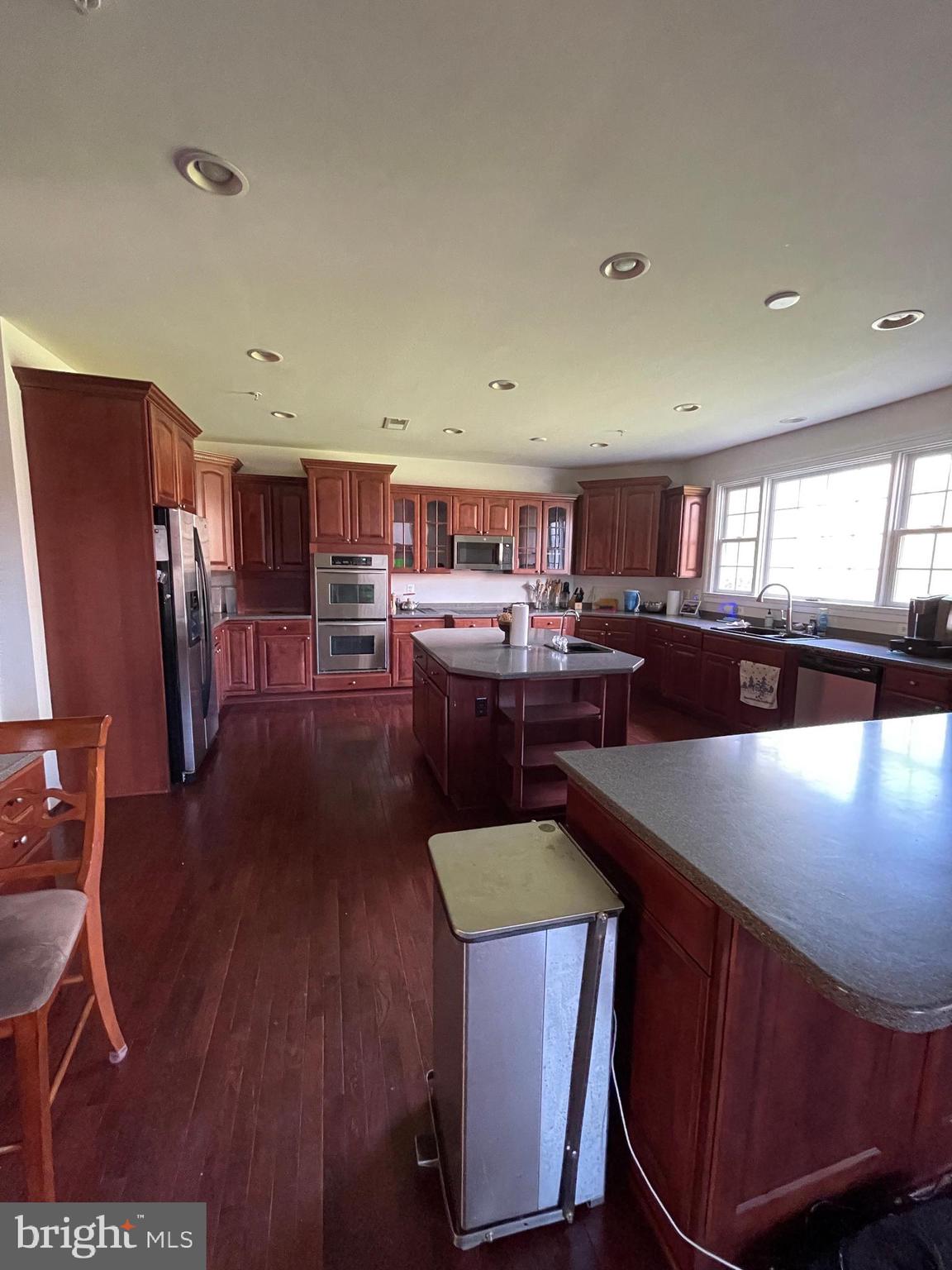 HAMPTONS AT WOODMORE - Residential