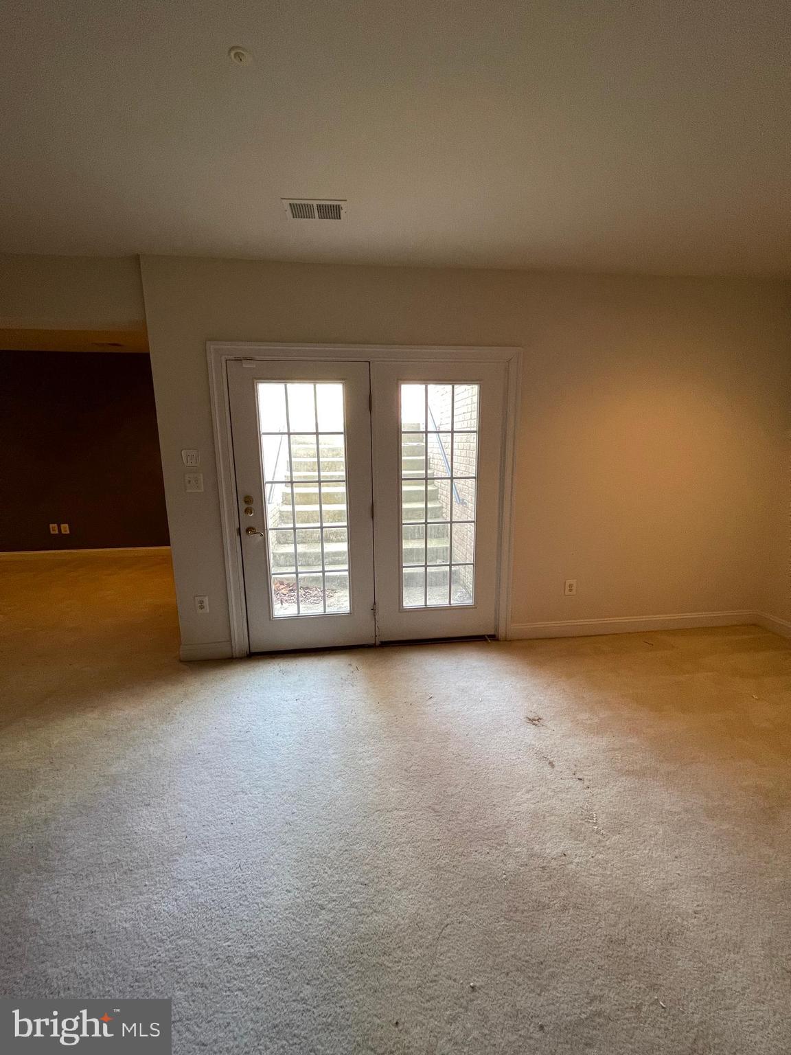 HAMPTONS AT WOODMORE - Residential