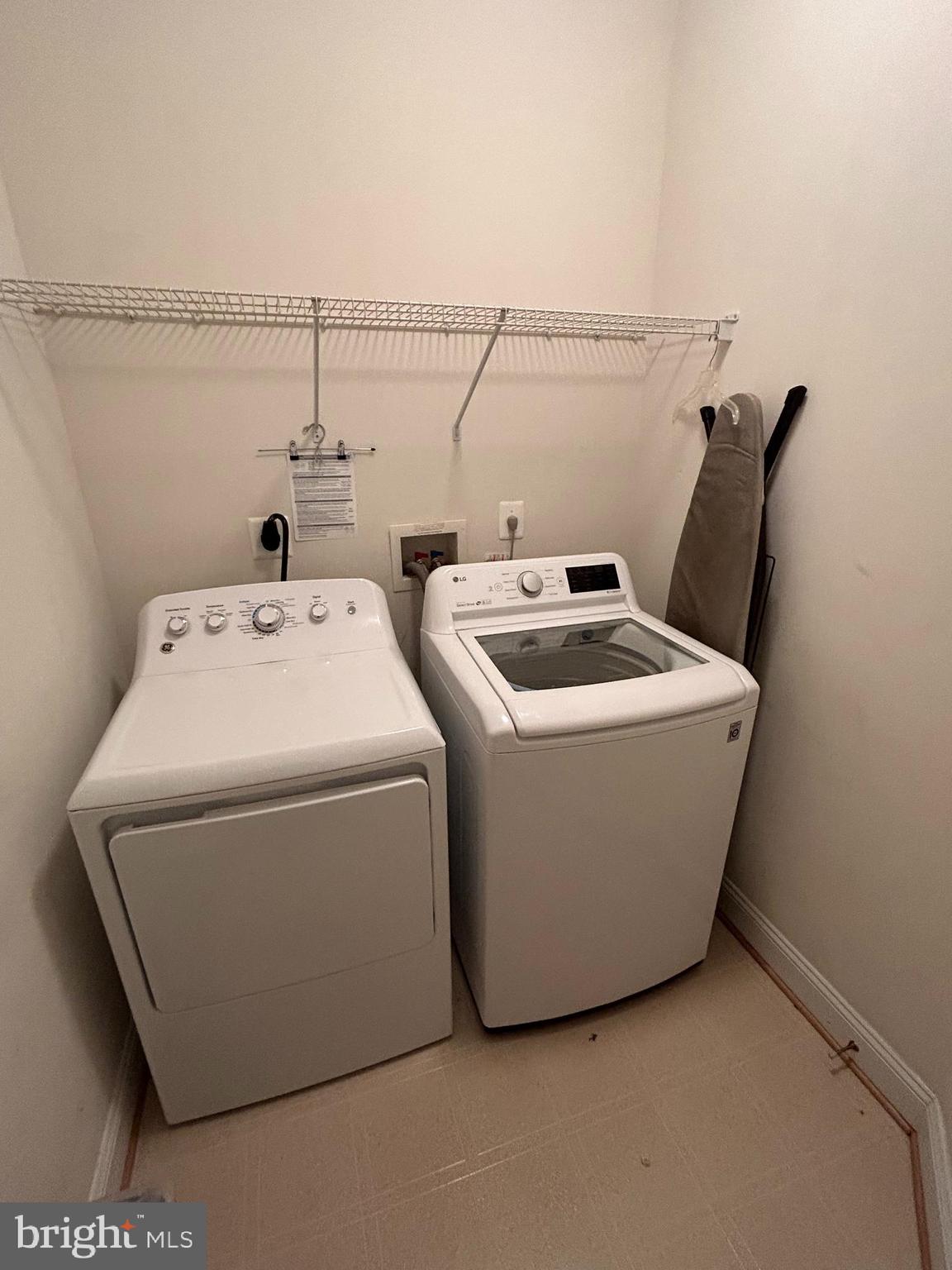 HAMPTONS AT WOODMORE - Residential