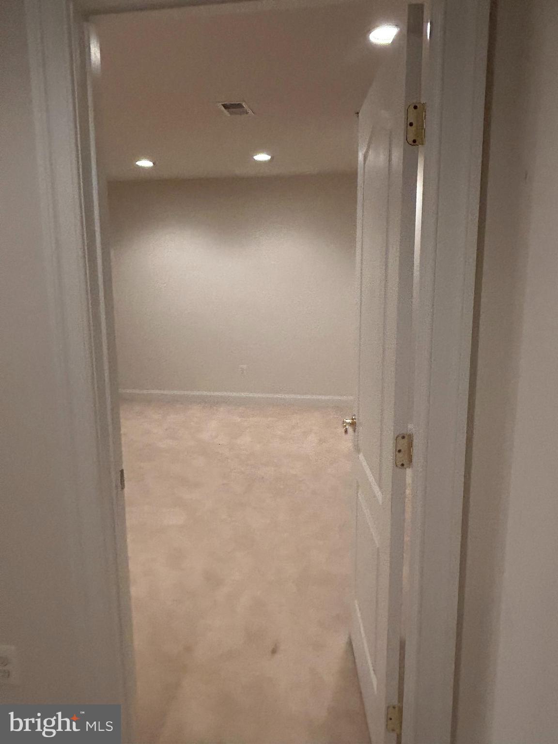 HAMPTONS AT WOODMORE - Residential