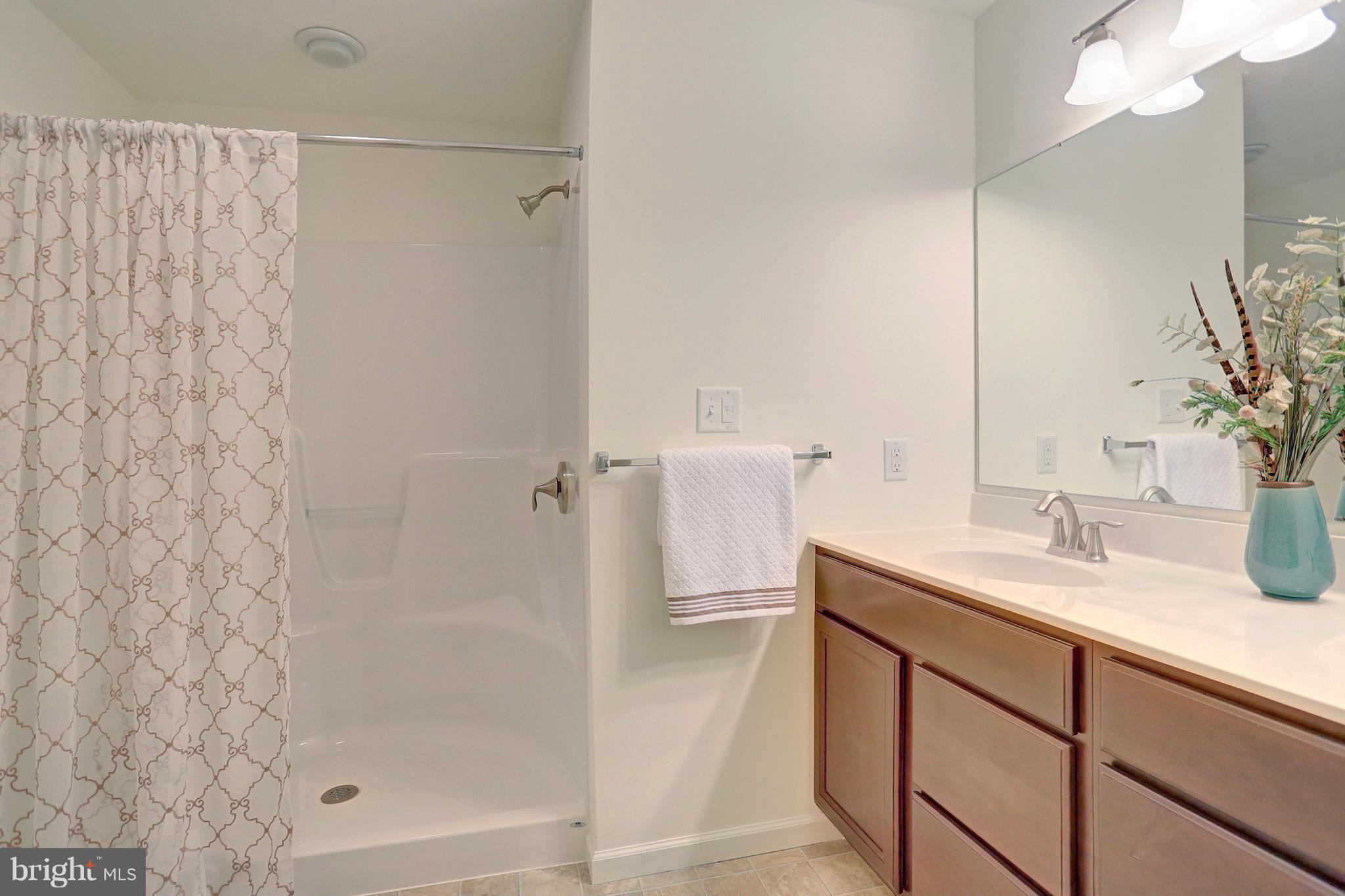 JACKSON HEIGHTS VILLAS - Residential
