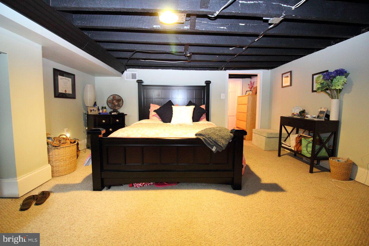 FEDERAL HILL HISTORIC DISTRICT - Residential Lease