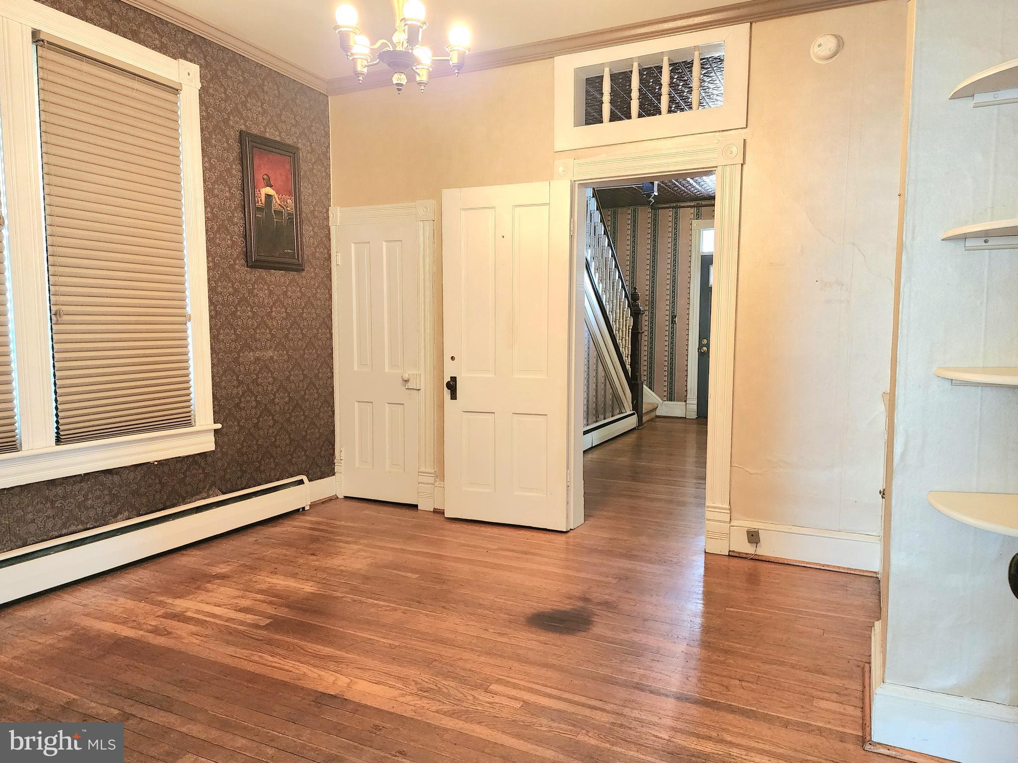 JOHNSON HEIGHTS - Residential