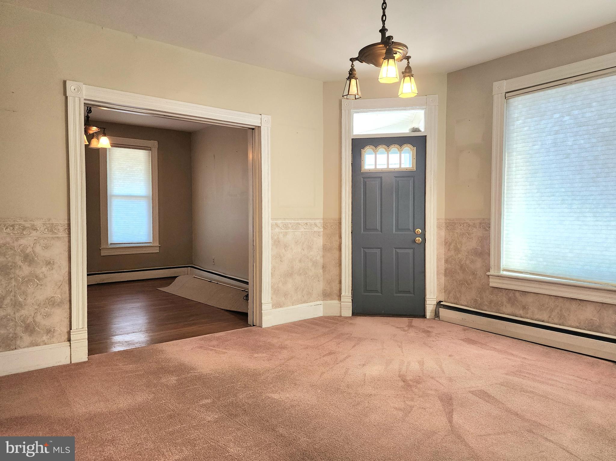 JOHNSON HEIGHTS - Residential