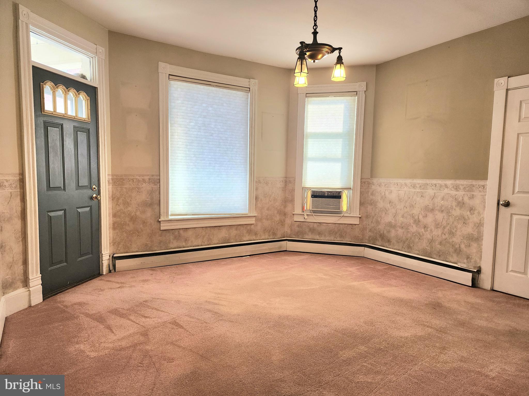 JOHNSON HEIGHTS - Residential