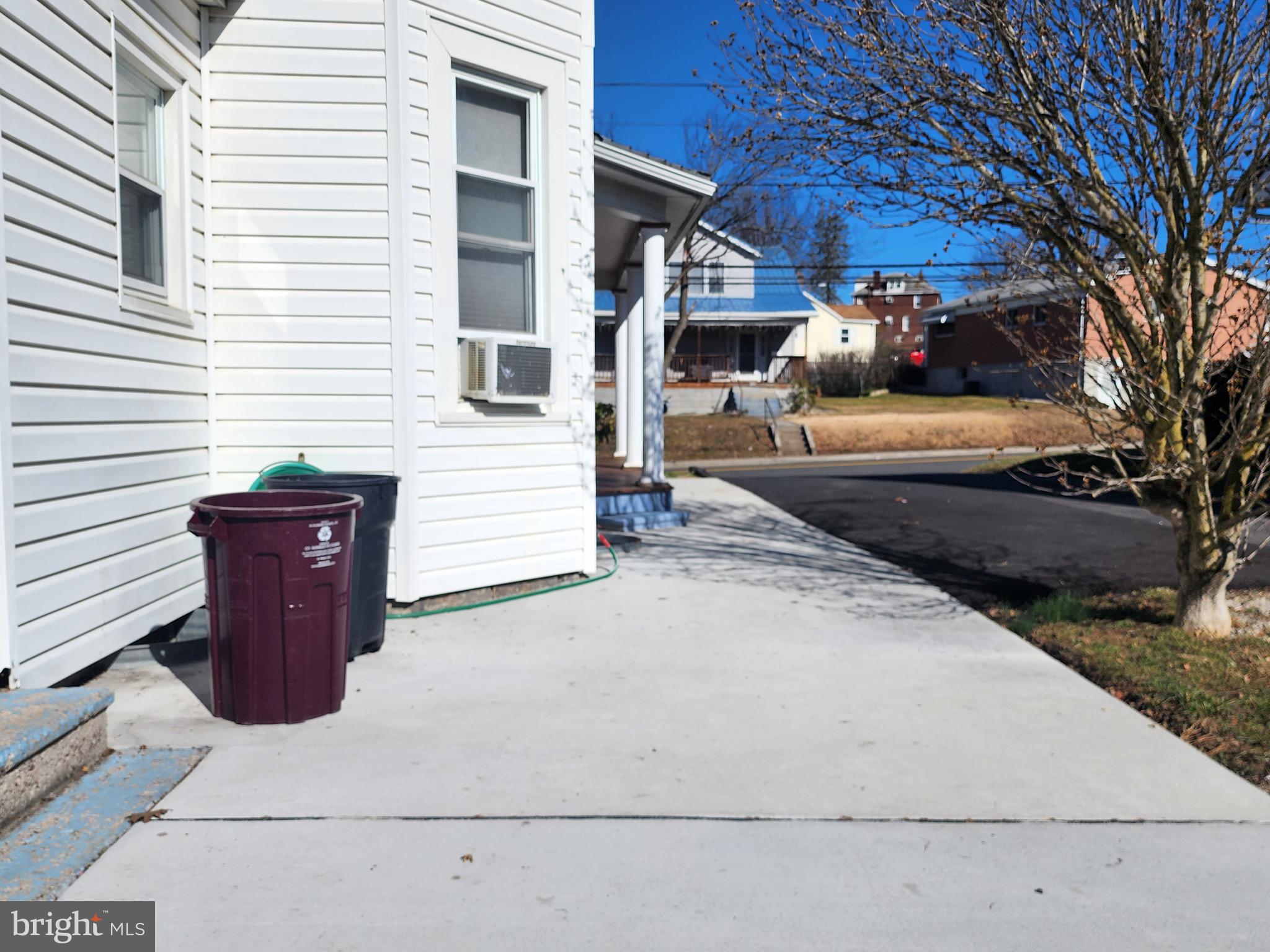 JOHNSON HEIGHTS - Residential