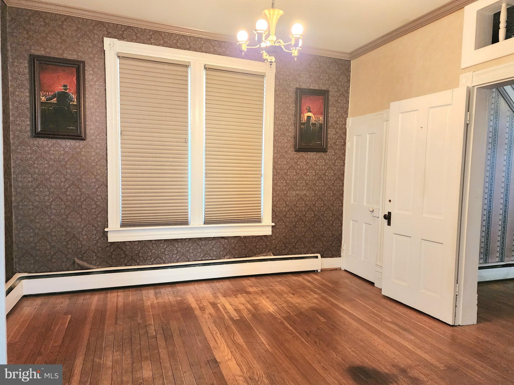 JOHNSON HEIGHTS - Residential