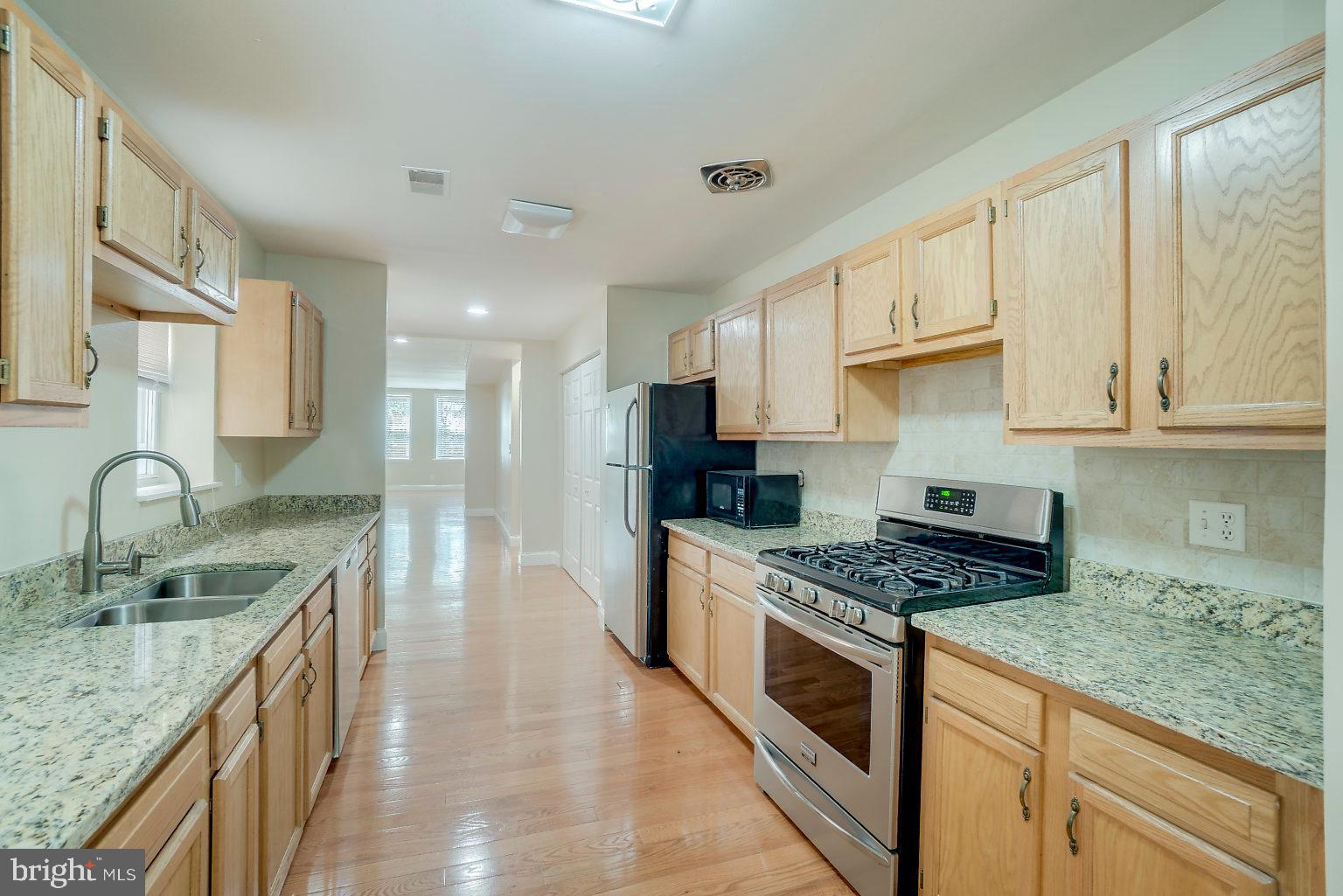 WASHINGTON HILL - Residential Income