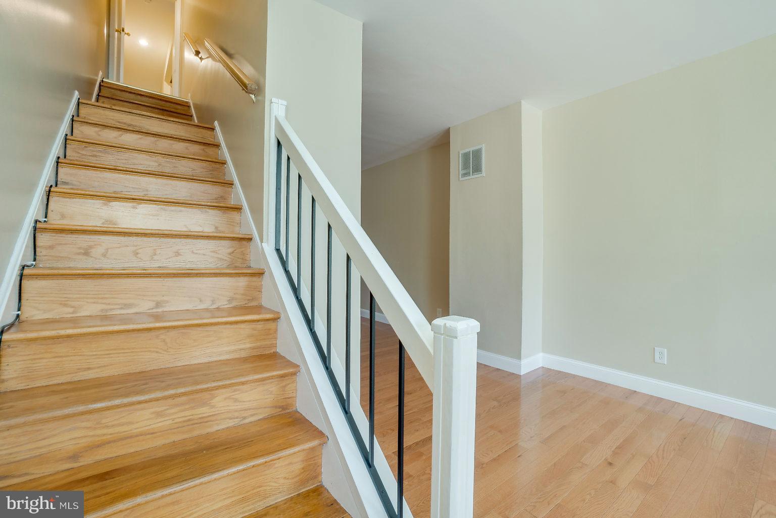 WASHINGTON HILL - Residential Income