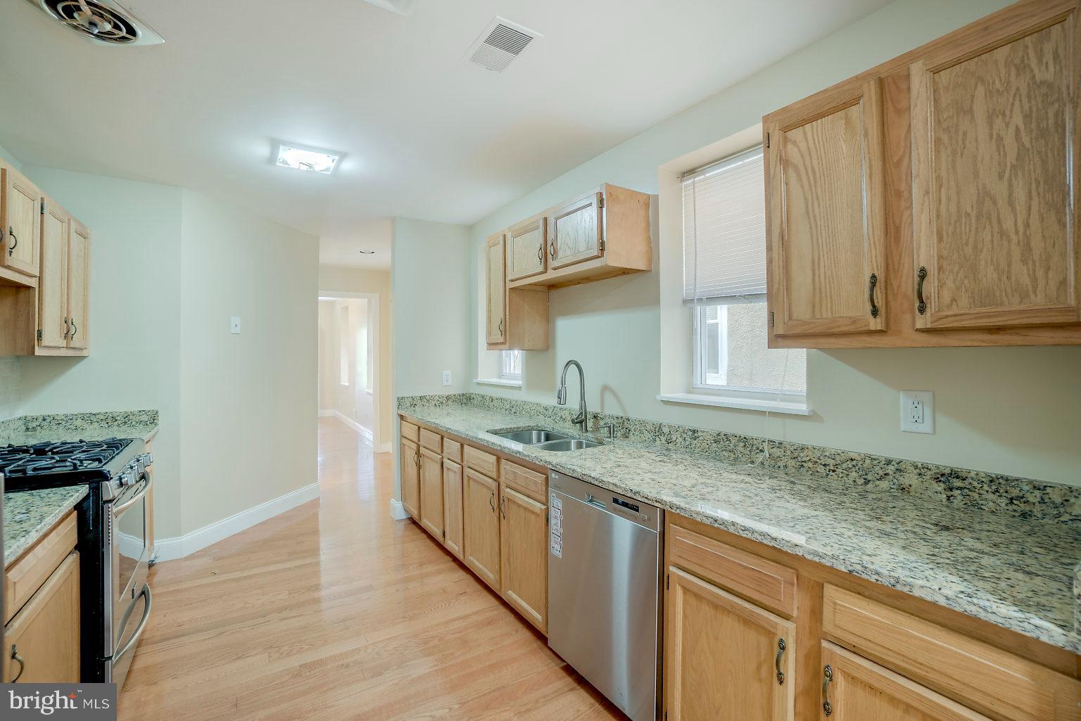 WASHINGTON HILL - Residential Income