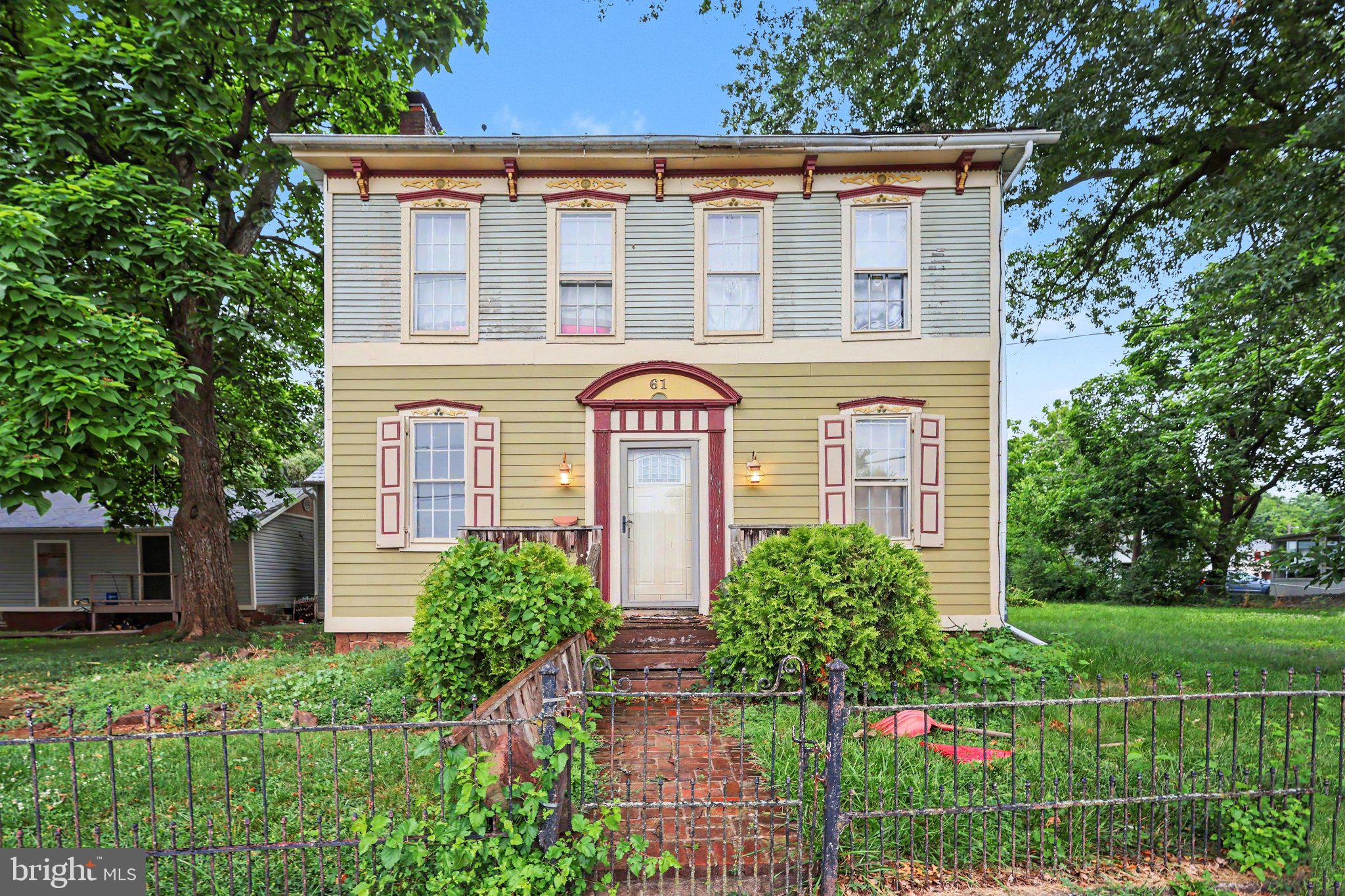 61 MAYFIELD STREET