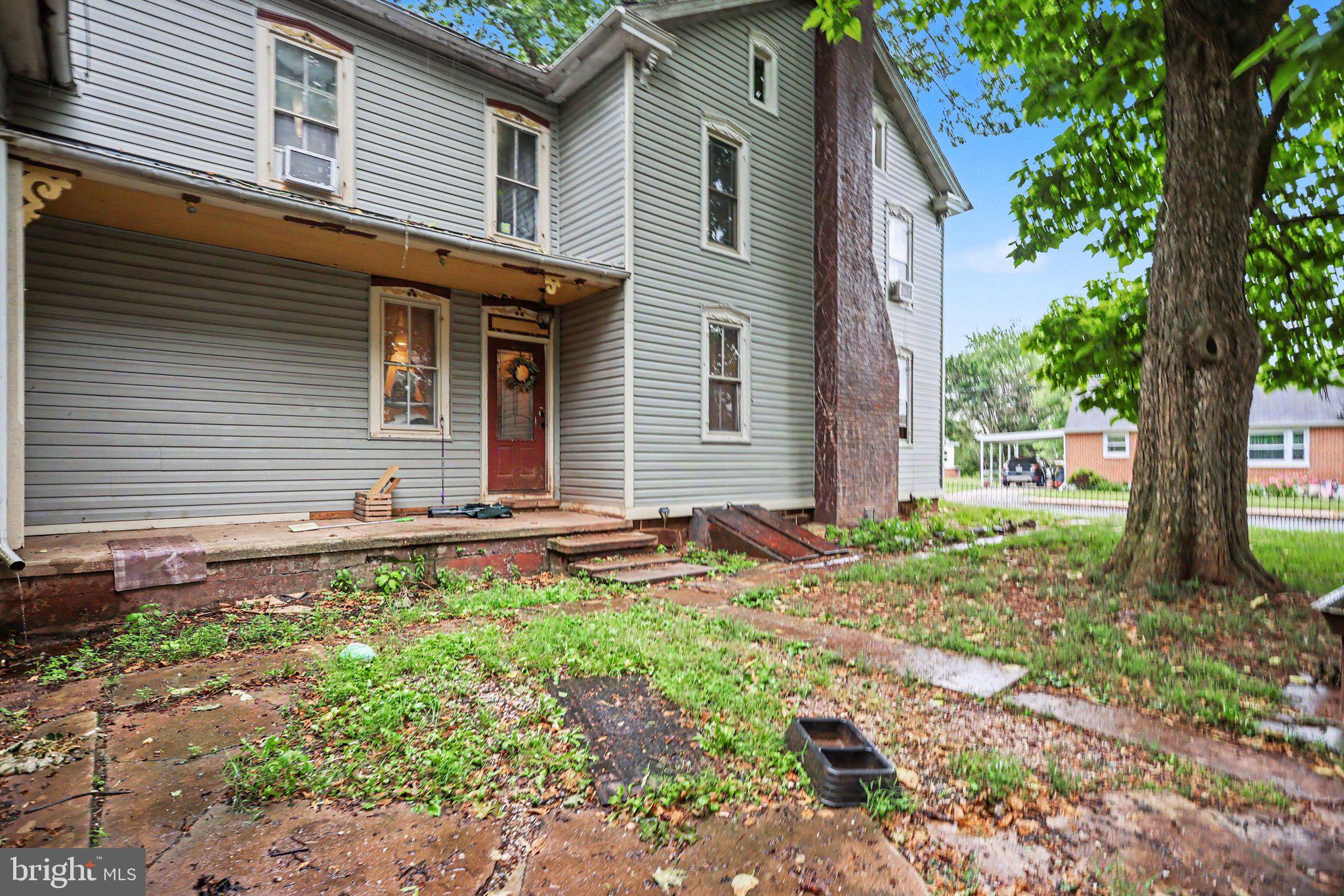 61 MAYFIELD STREET