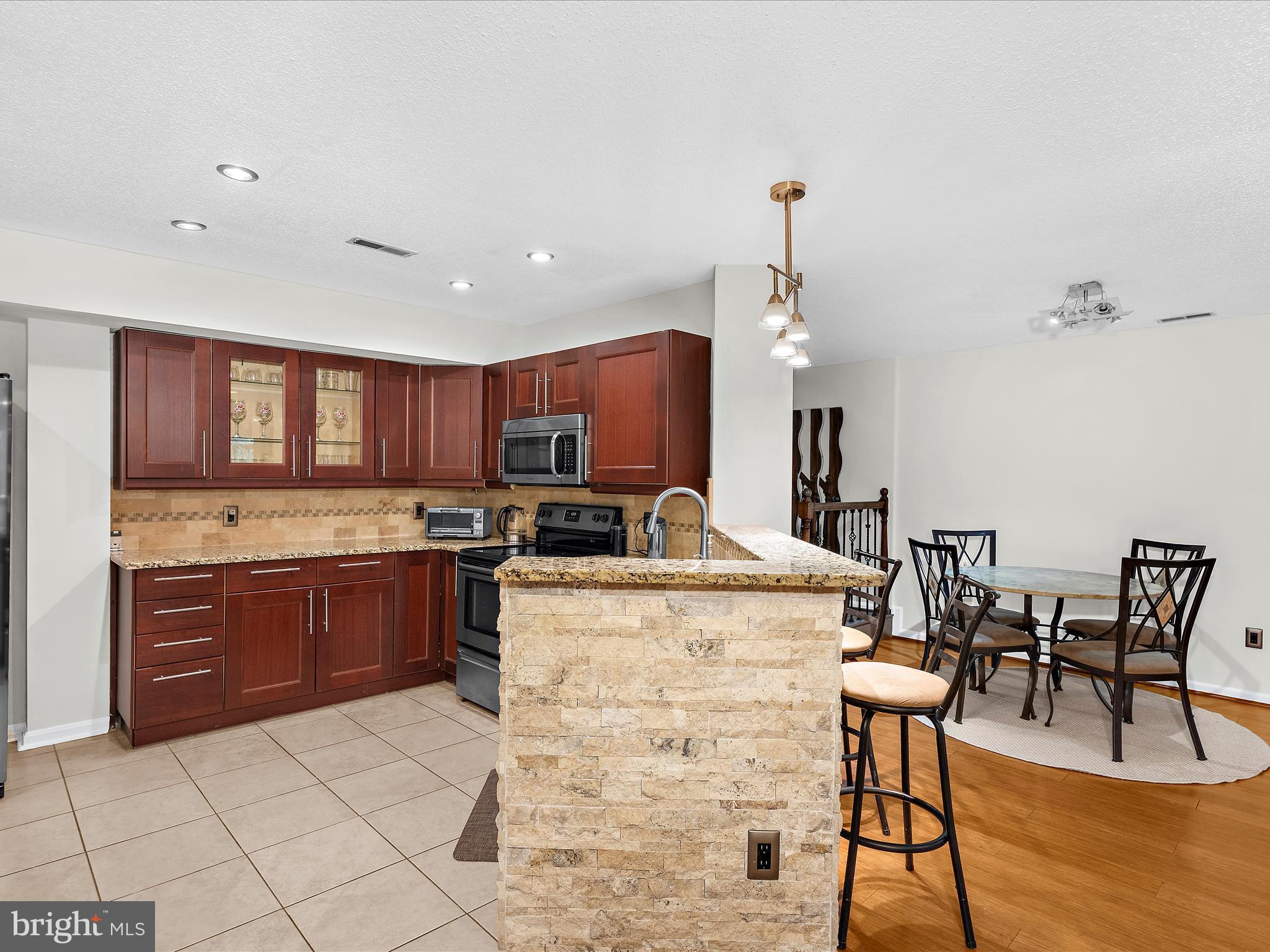 DORSEY HALL - Residential