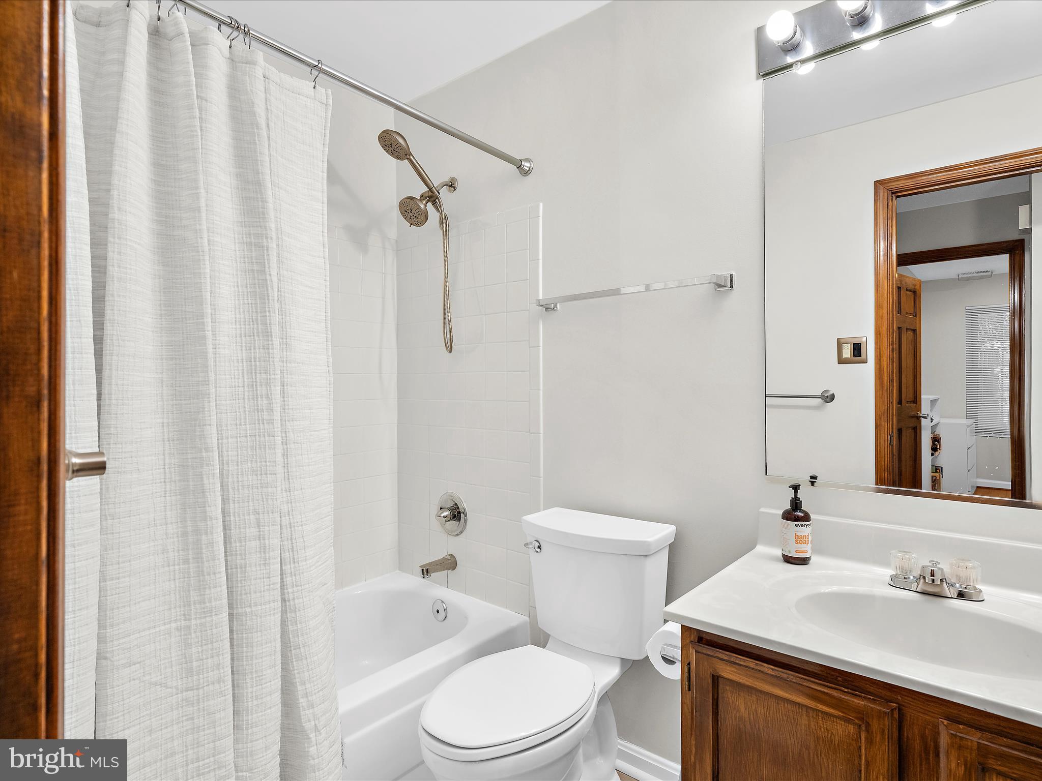 DORSEY HALL - Residential