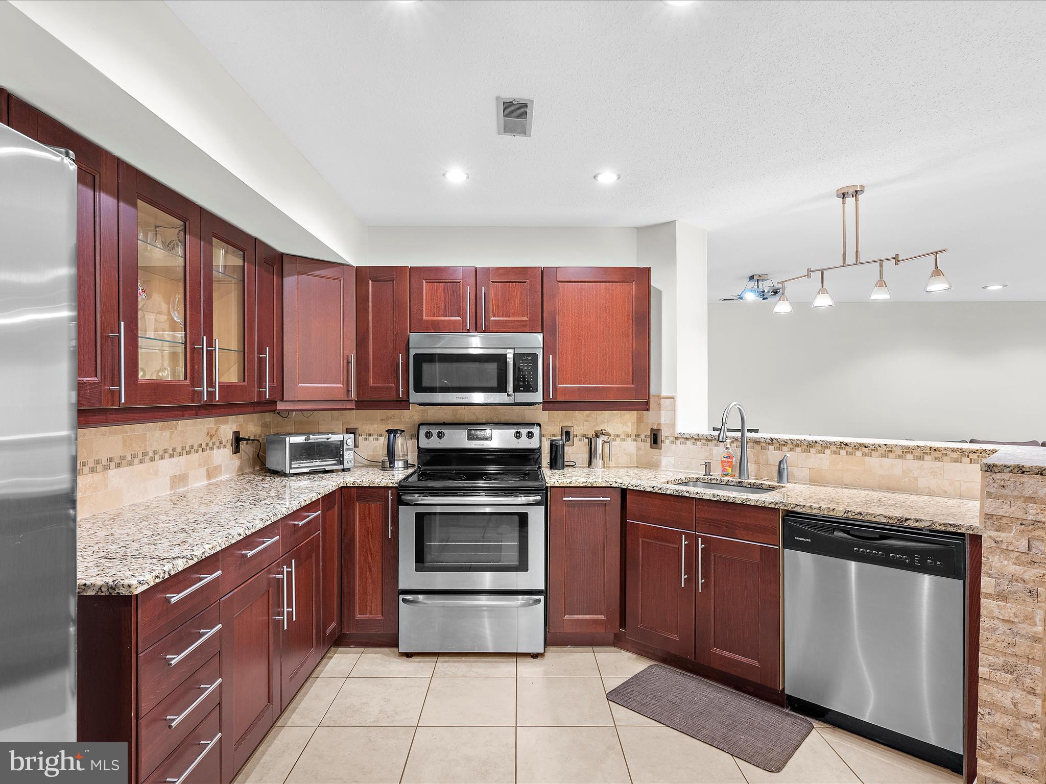 DORSEY HALL - Residential